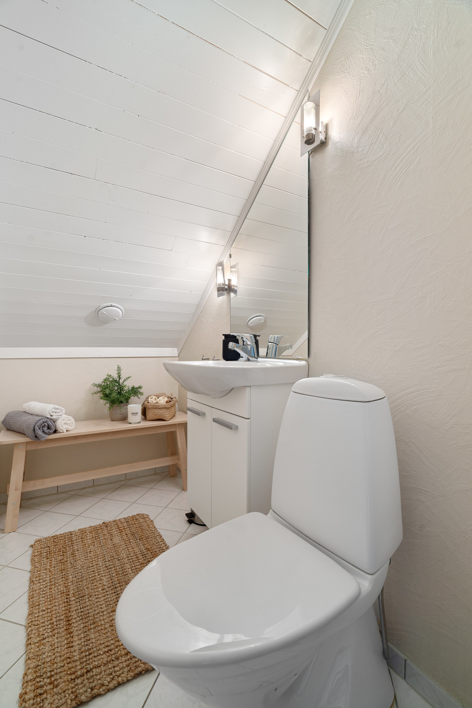 Toalettrom i loftsetasjen