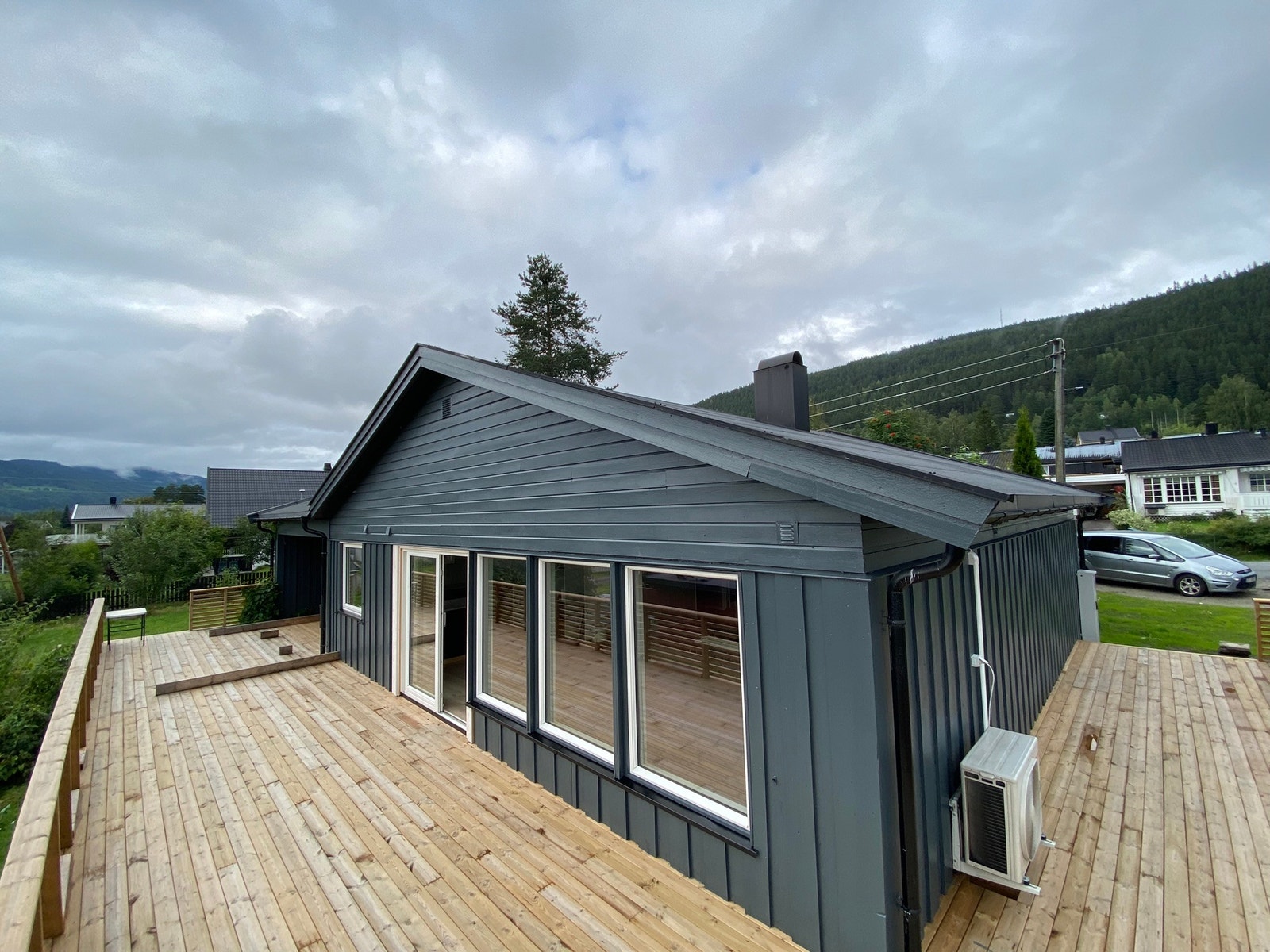 Stor ny terrasse Galleribilde