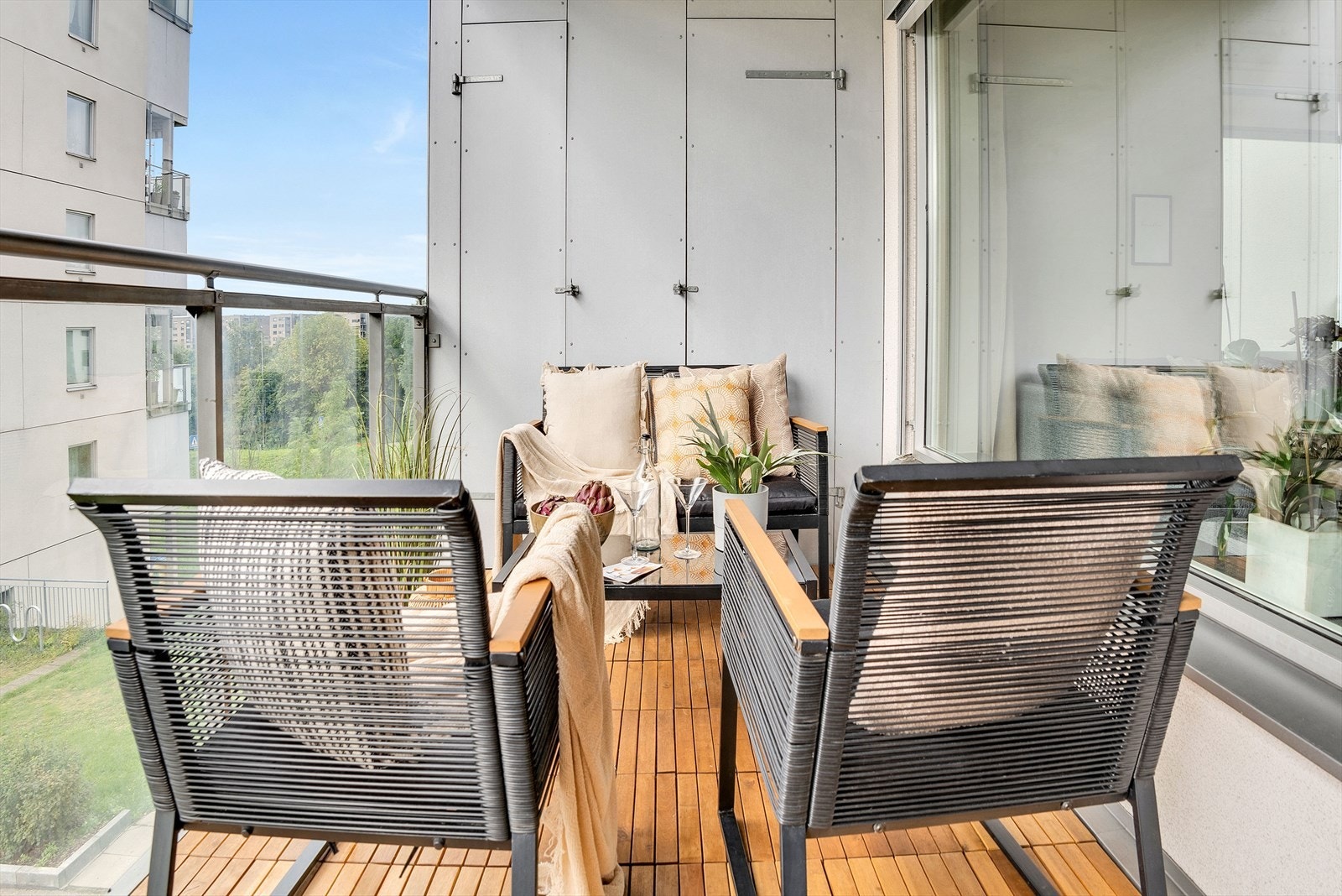 Her har du god plass til å innrede med en hyggelig sittegruppe. Galleribilde