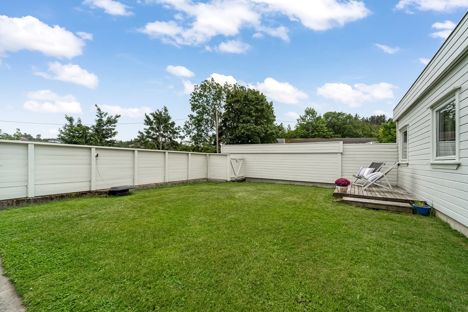 Boltreplass på flat tomt. Galleribilde