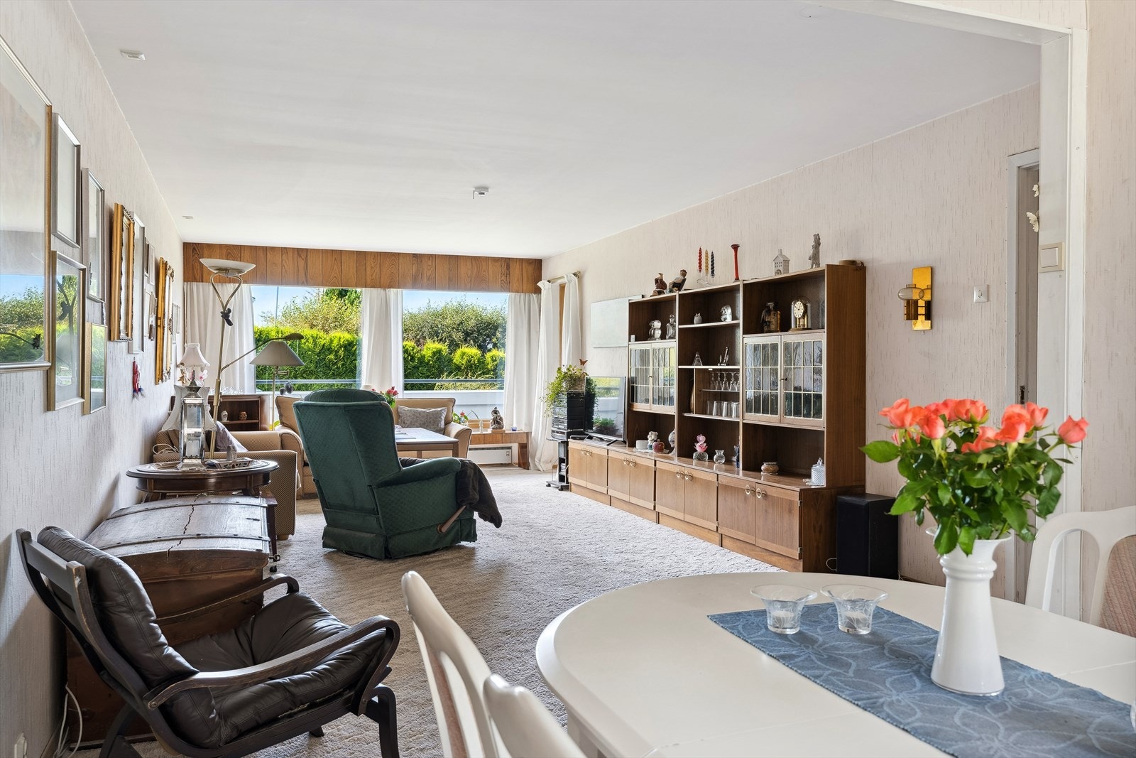 Denne 2 (3)-roms leiligheten ligger i byggets 2.etasje. Galleribilde