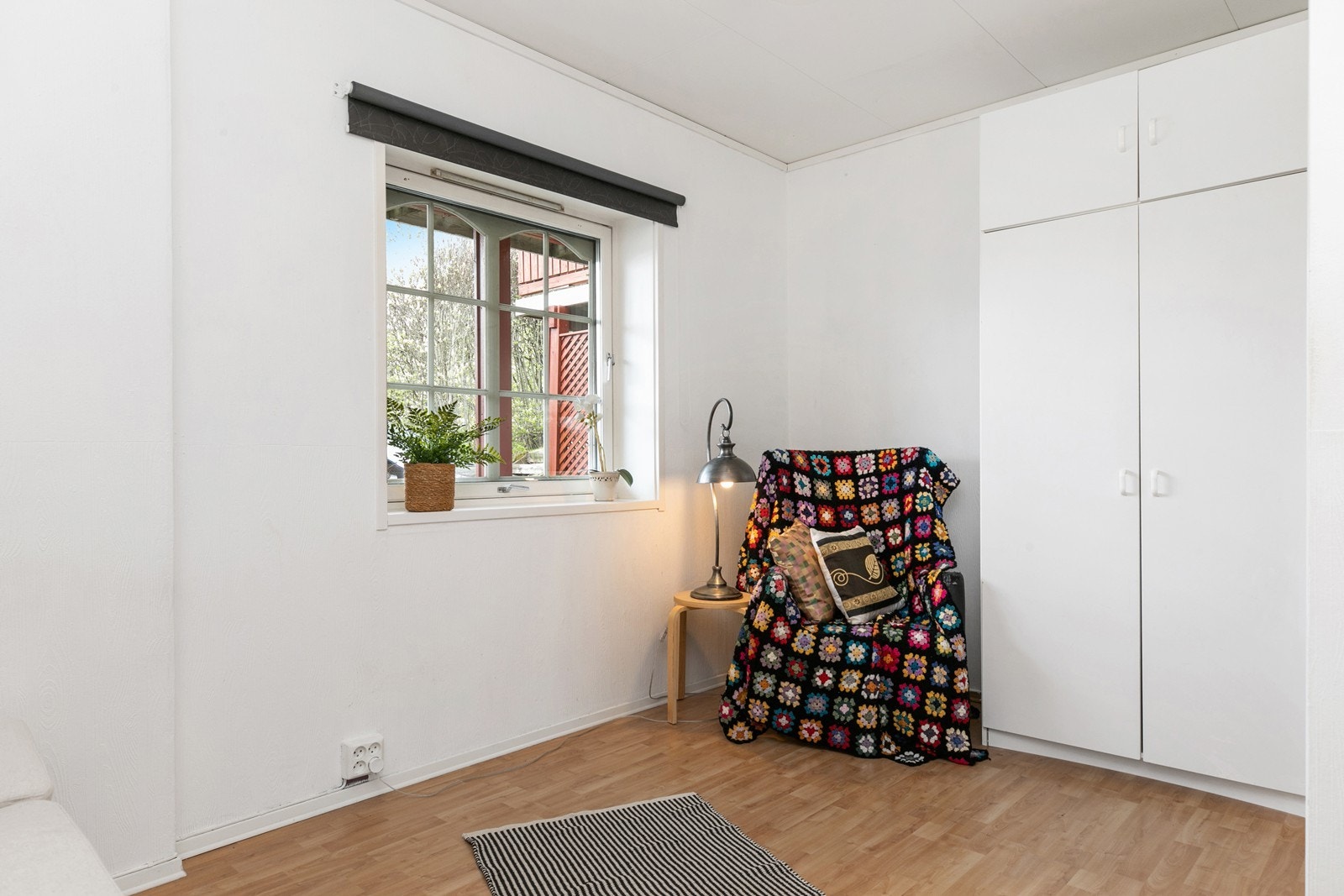 Det er 1 soverom i underetasjen. Galleribilde