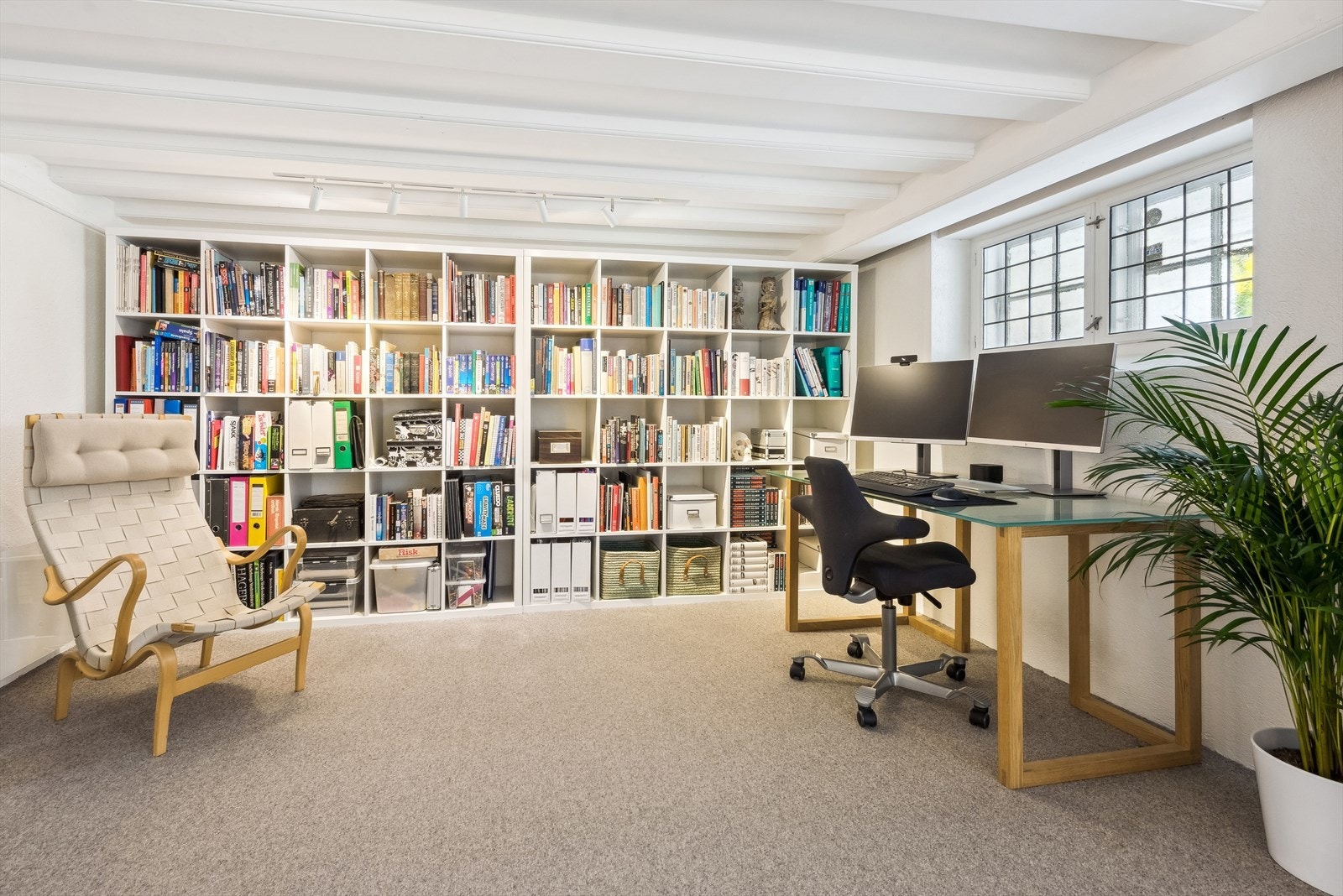 Kjellerstuen - familiens populære oppholdsrom. Galleribilde