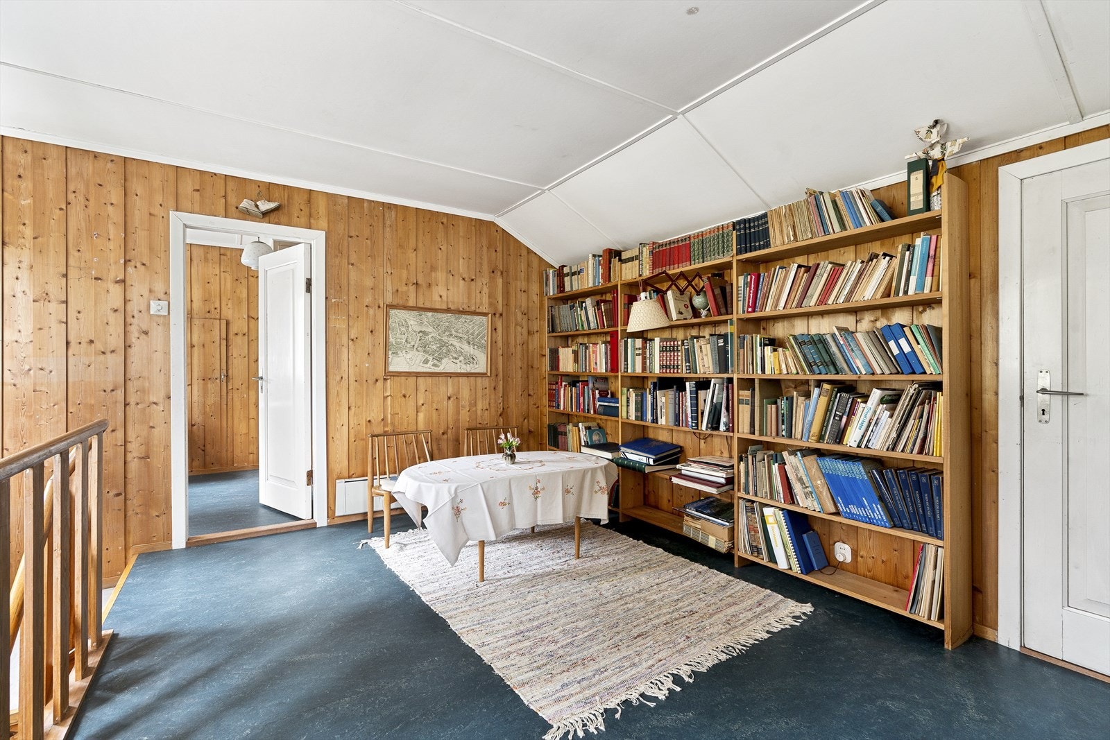 Fra loftstuen har du utsikt. Galleribilde