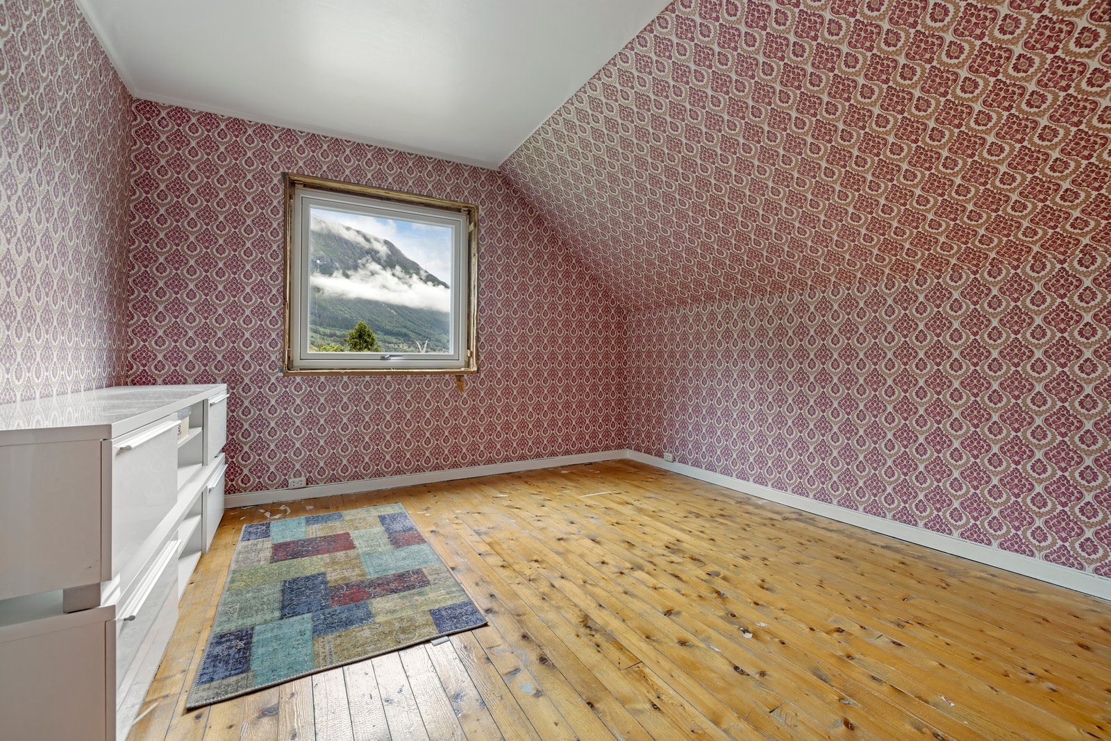 Soverom på loft Galleribilde