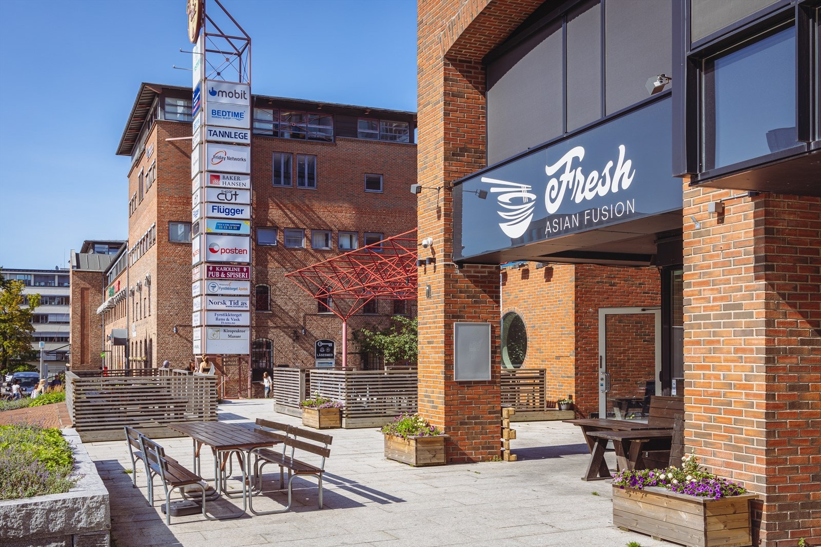 Flere restauranter i nærområdet. Galleribilde