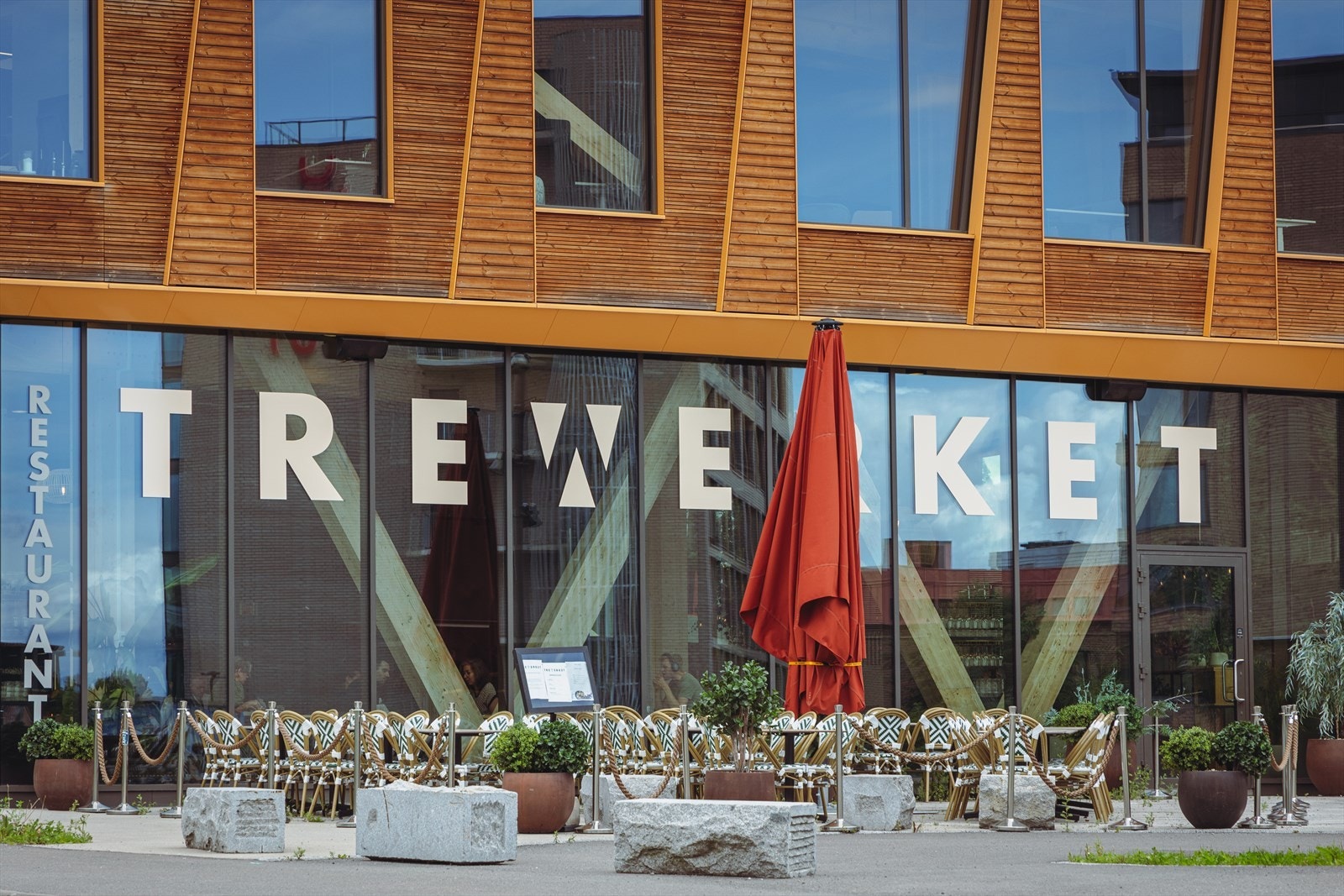 Restaurant Trewerket har en god atmosfære og ligger 2 min gange fra leiligheten. I umiddelbar nærhet finnes også søndagsåpen Rema 1000 Valle og Øst Gastropub. Galleribilde