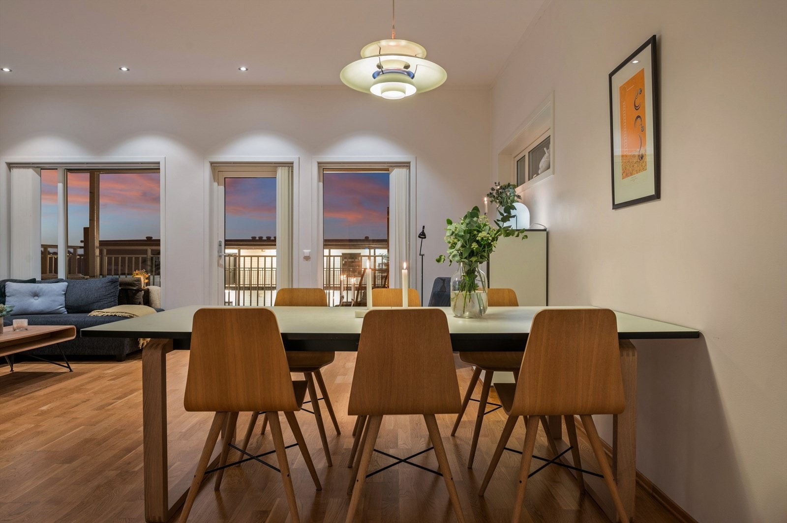 Varmtvann og fyring er inkludert i fellesutgiftene. Galleribilde