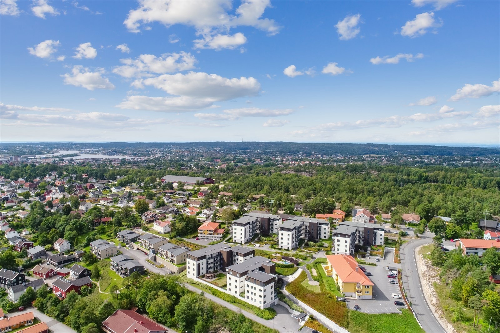 Fra eiendommen er det gangavstand til Fredrikstad sentrum med alle byens fasiliteter! Galleribilde