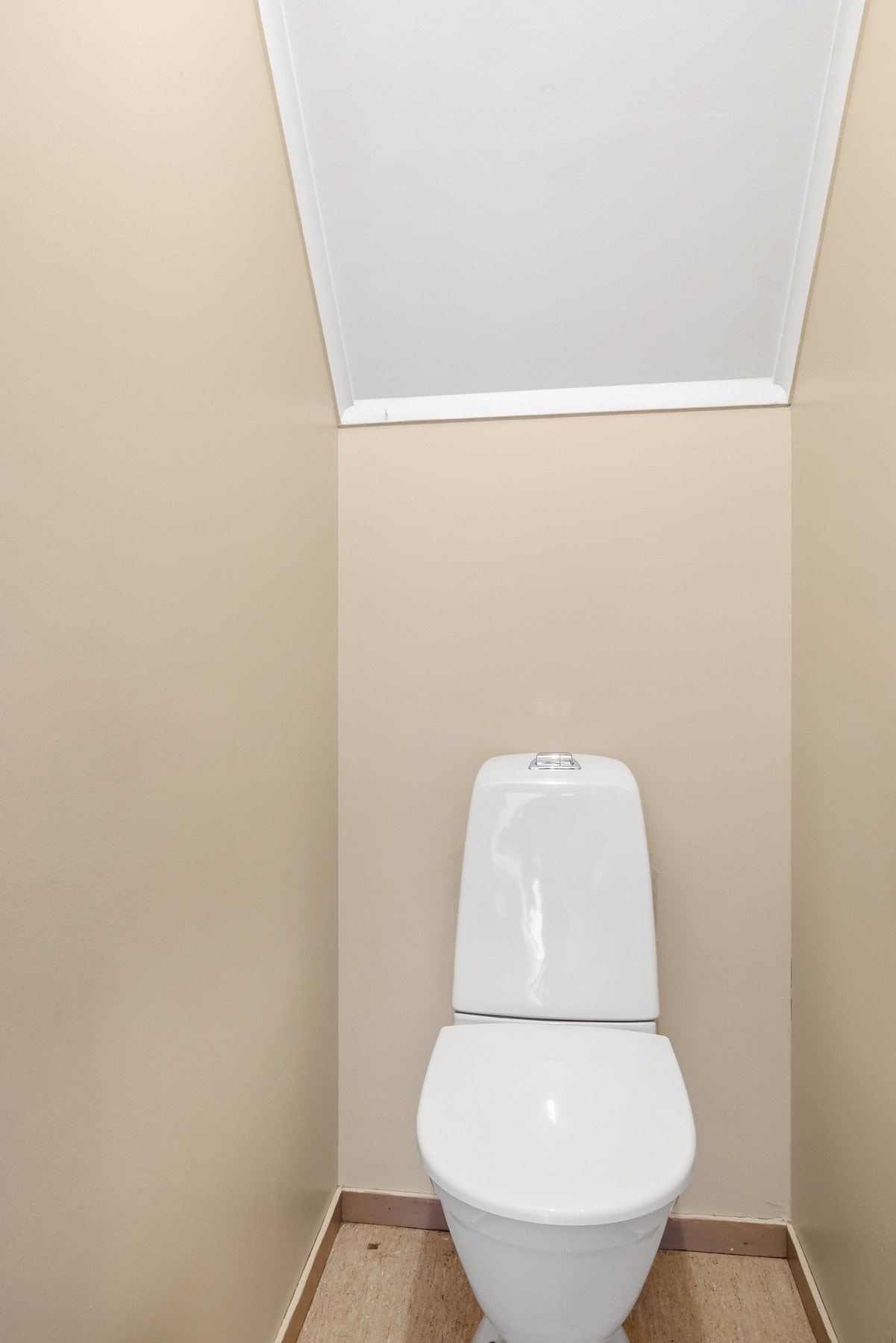 Toalettrom beliggende i 2.etasje Galleribilde