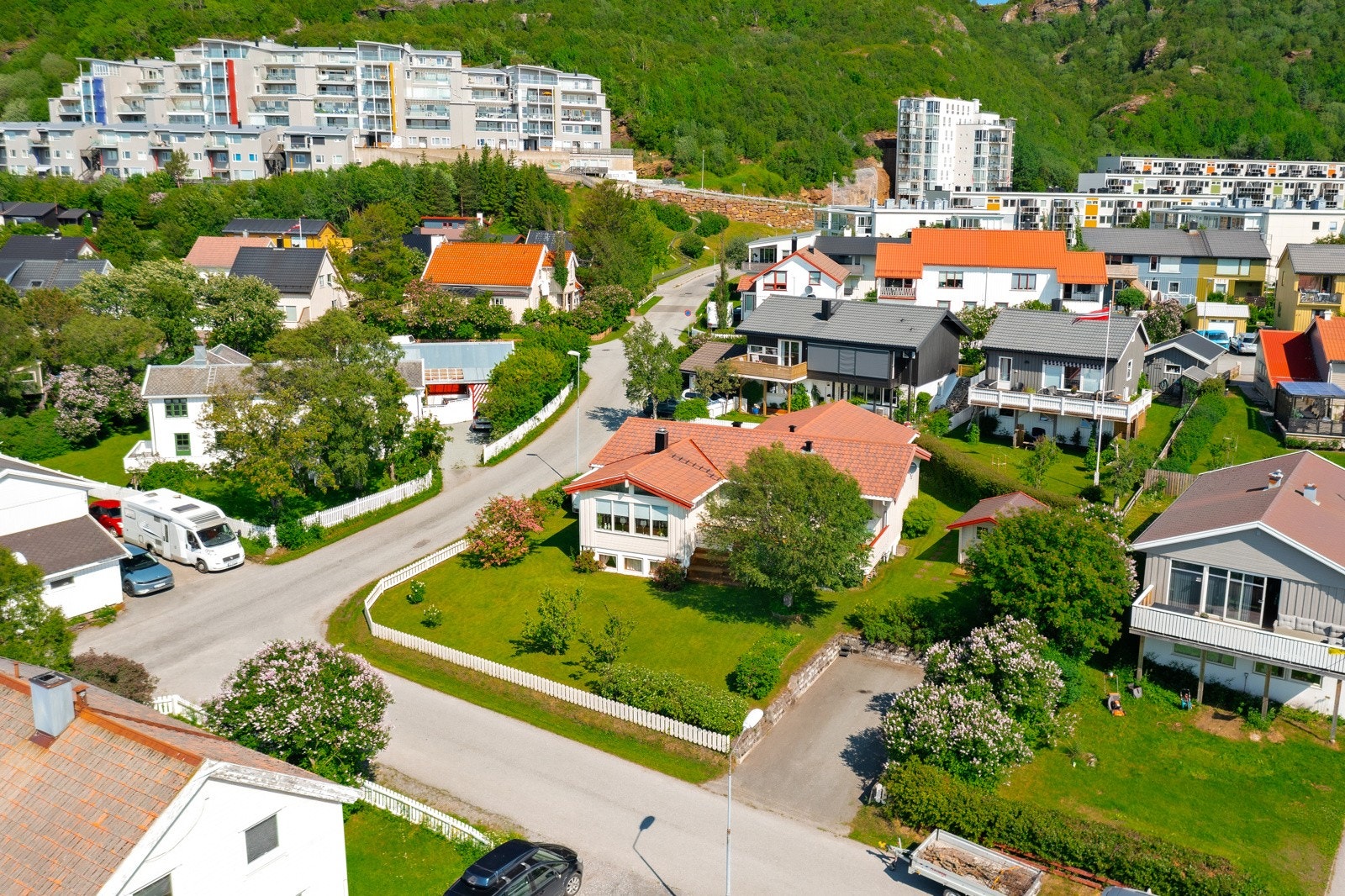 Området er stille og rolig med lite trafikk og oppleves som perfekt sted for barnefamilier Galleribilde