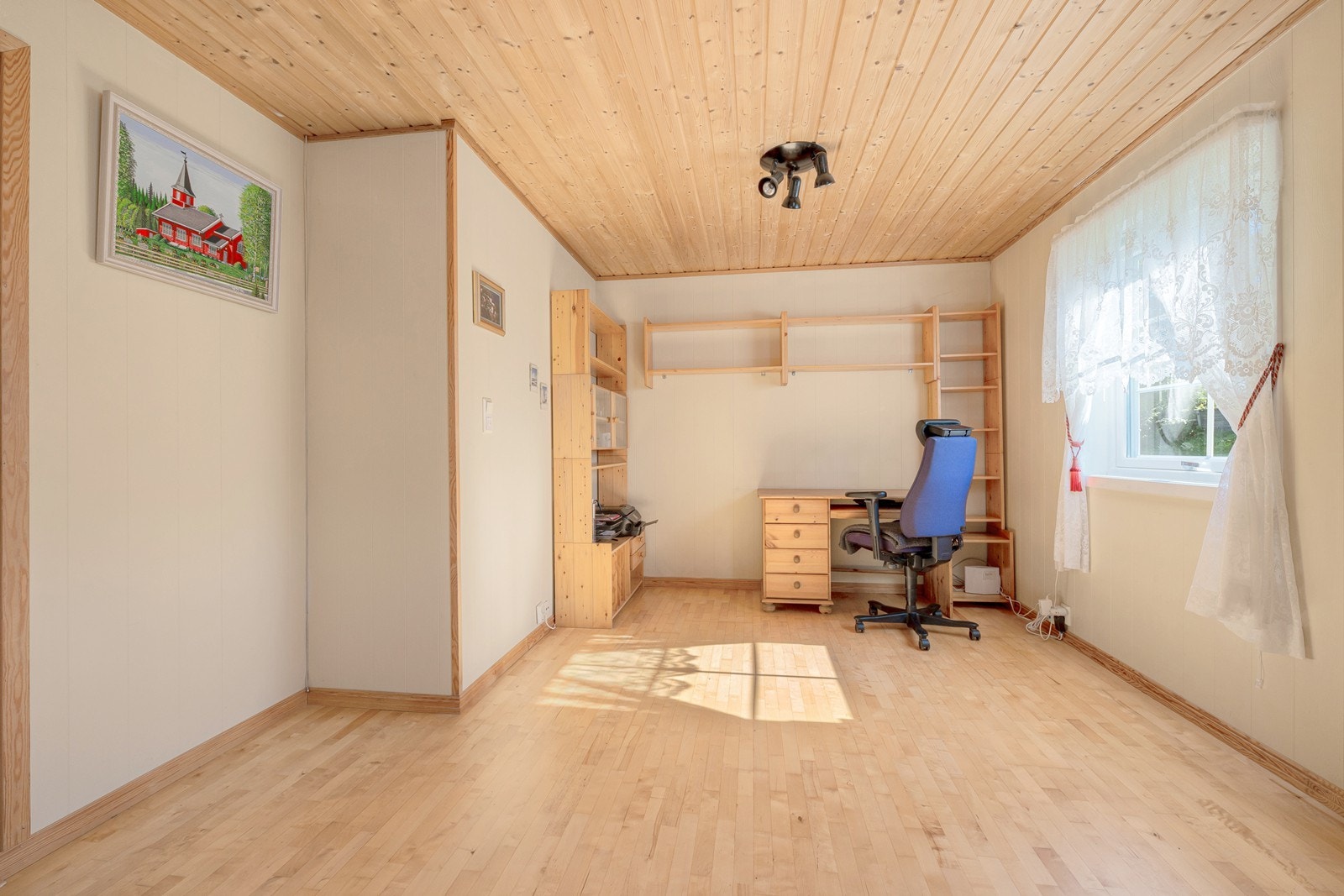 Stue/kontor. Galleribilde