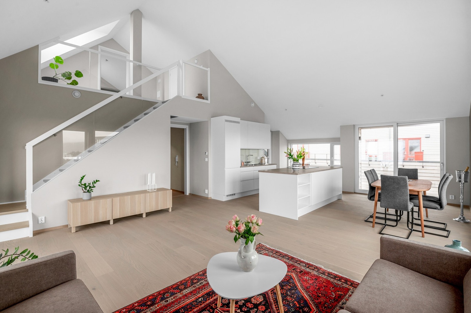 Velkommen til Lade alle 160B. helt ny leilighet fra 2023 på 2 plan! Galleribilde