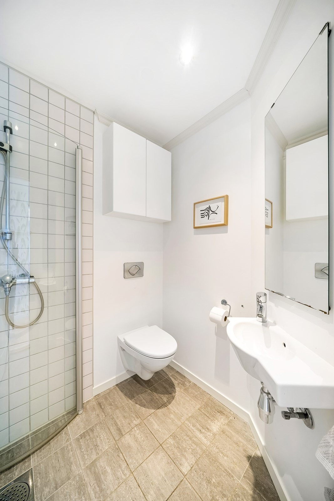 Praktisk bad nr. 2 m/dusjhjørne. Galleribilde