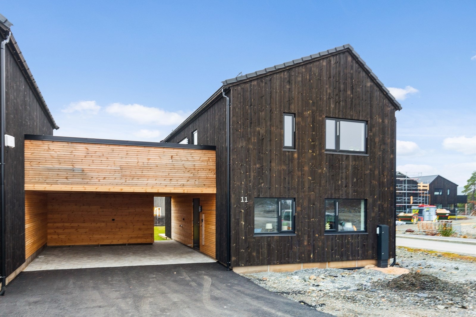 Dobbel carport med bod Galleribilde