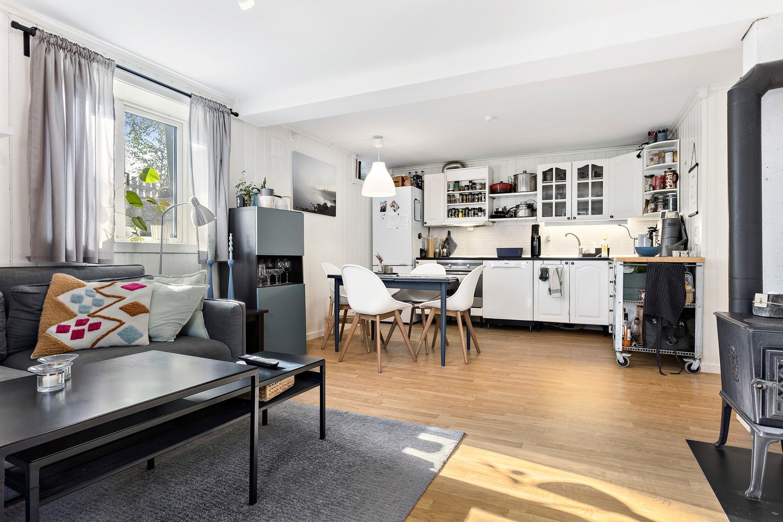 God plass til å møblere i soner. Galleribilde