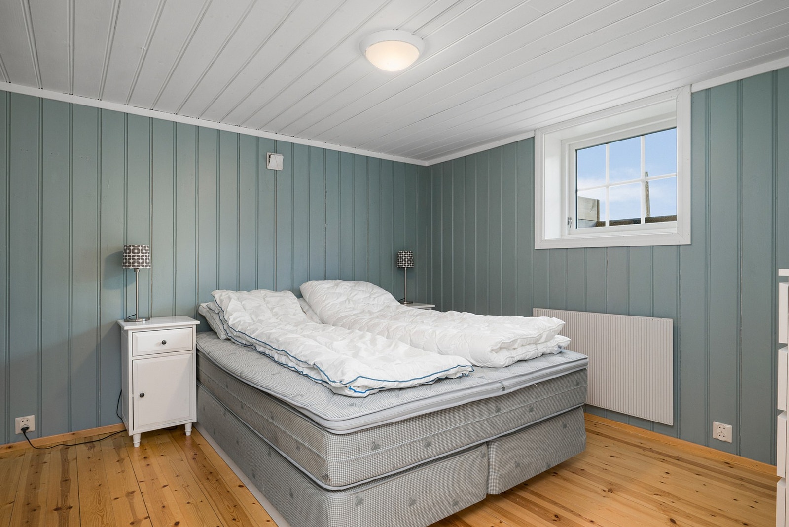 Soverom på 10,5m² i kjeller. Galleribilde