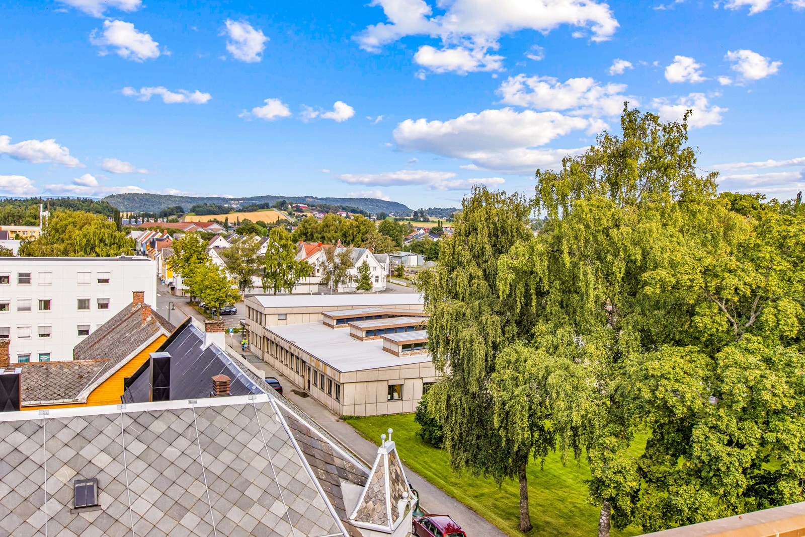 Fantastisk beliggenhet i sentrum av Levanger. Galleribilde