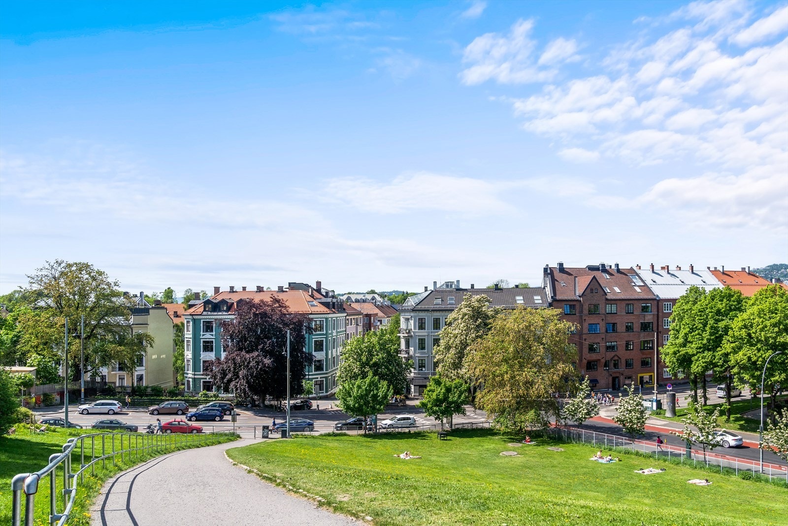 Umiddelbar nærhet til Idioten park Galleribilde