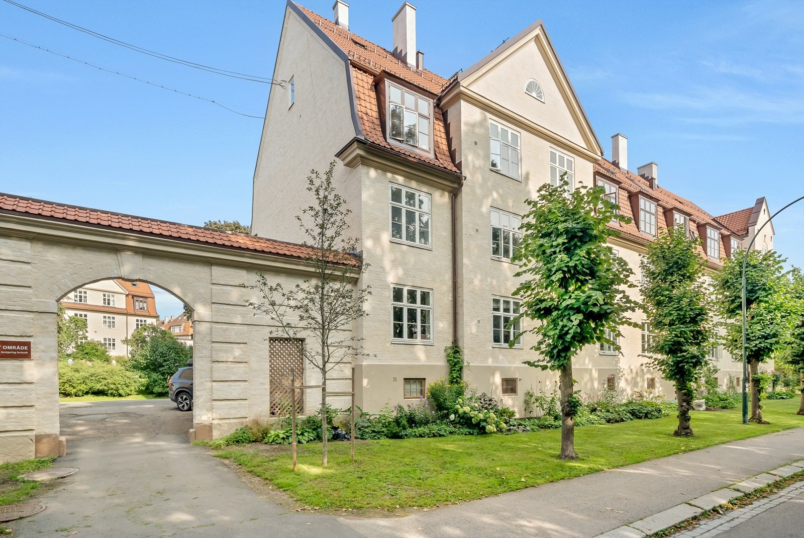 Nydelig gård og idylliske omgivelser Galleribilde