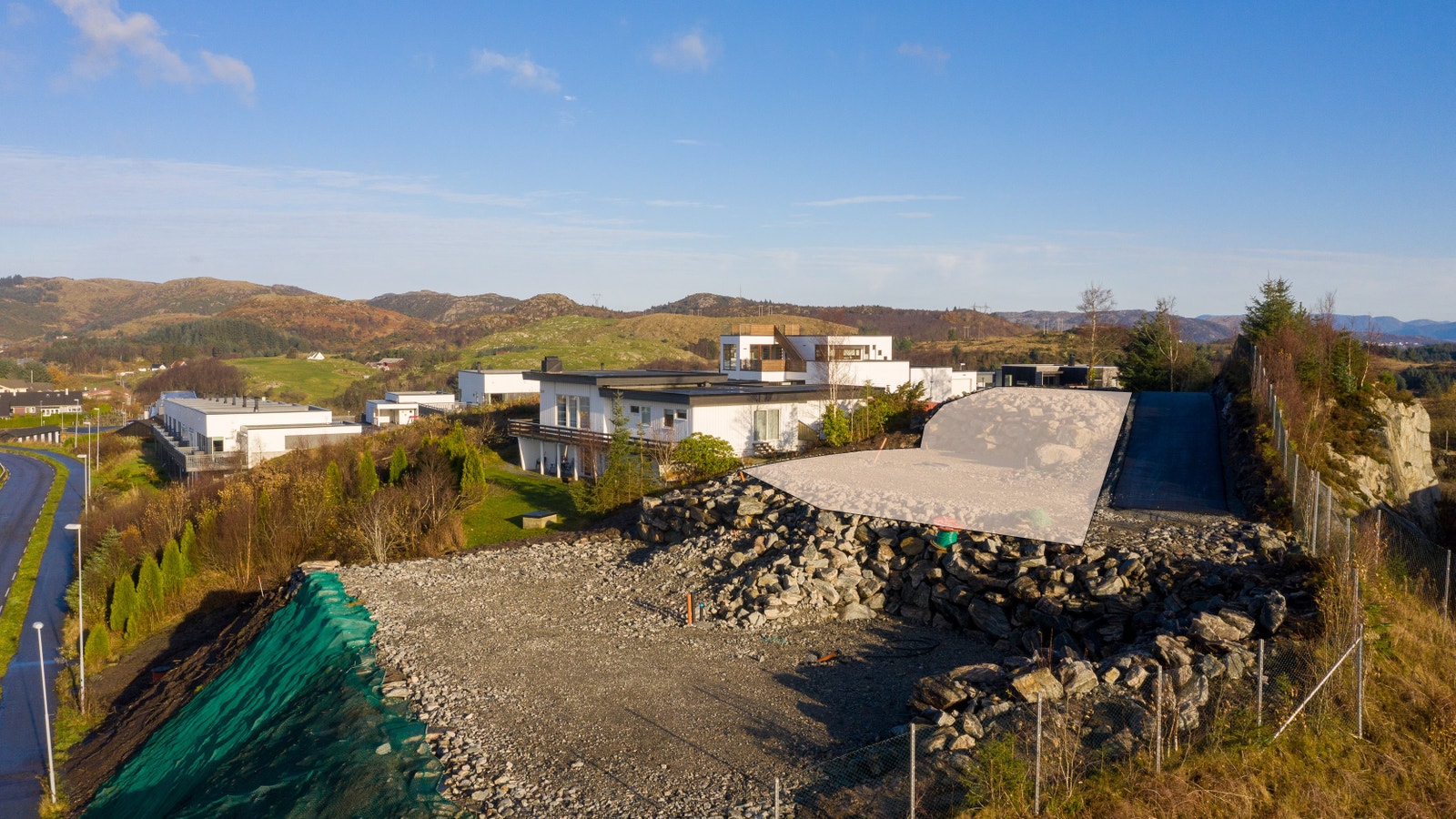 Tomten er markert. Galleribilde