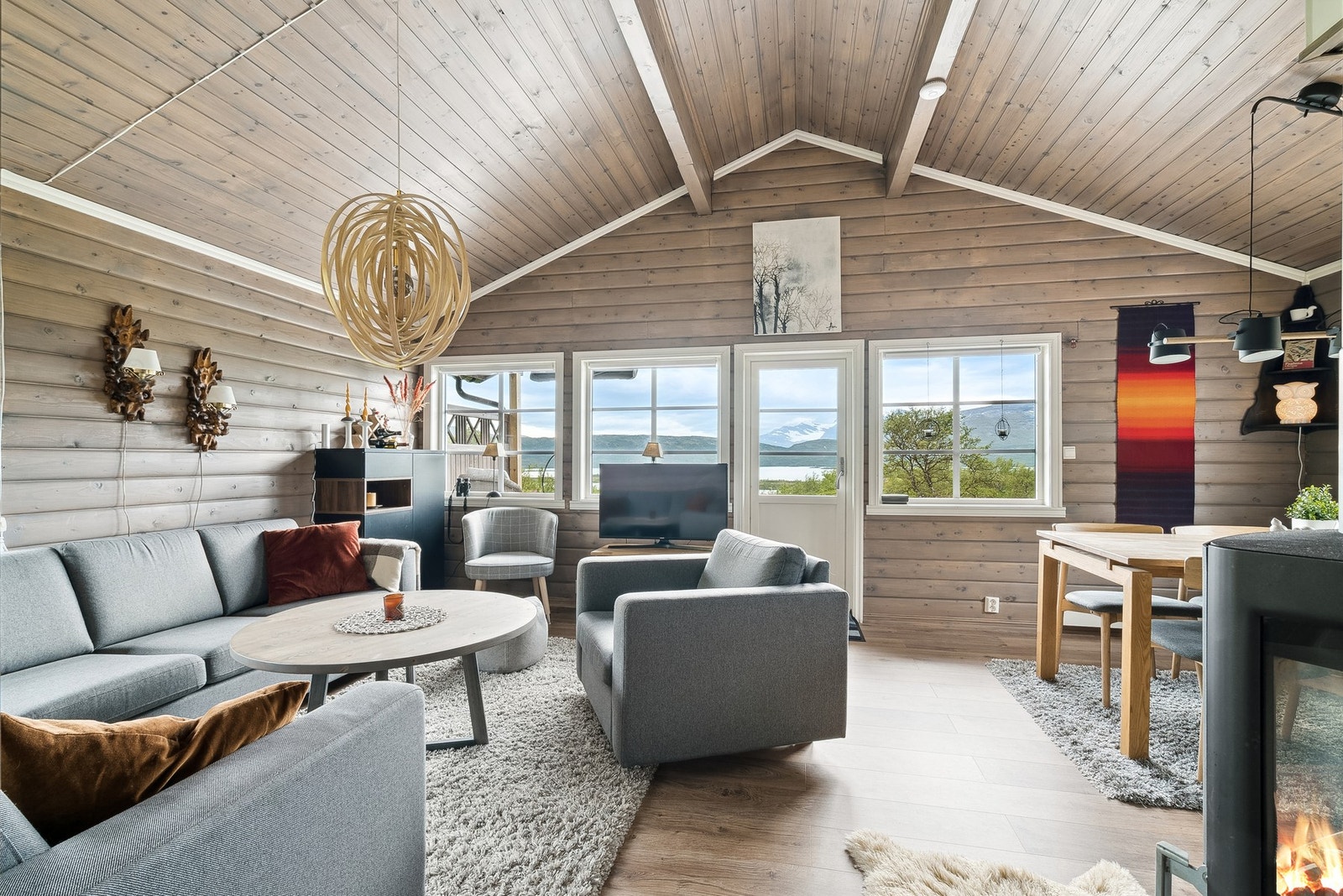 Her er det romslig, med plass til ønsket møblement. Galleribilde