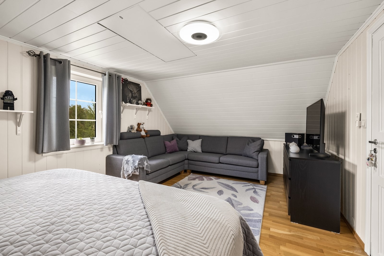 Det største er meget romslig og kan også passe fint som en ekstra stue. Galleribilde