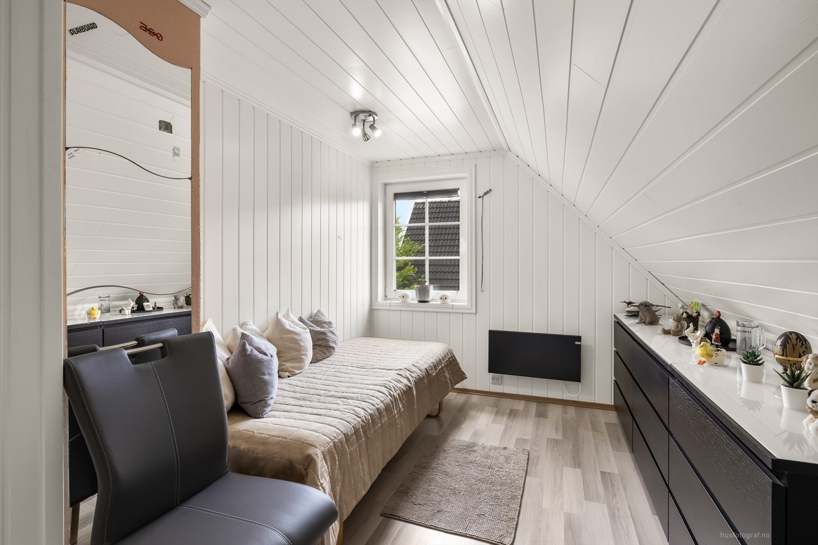 Lyst og trivelig soverom nr. 3. Galleribilde
