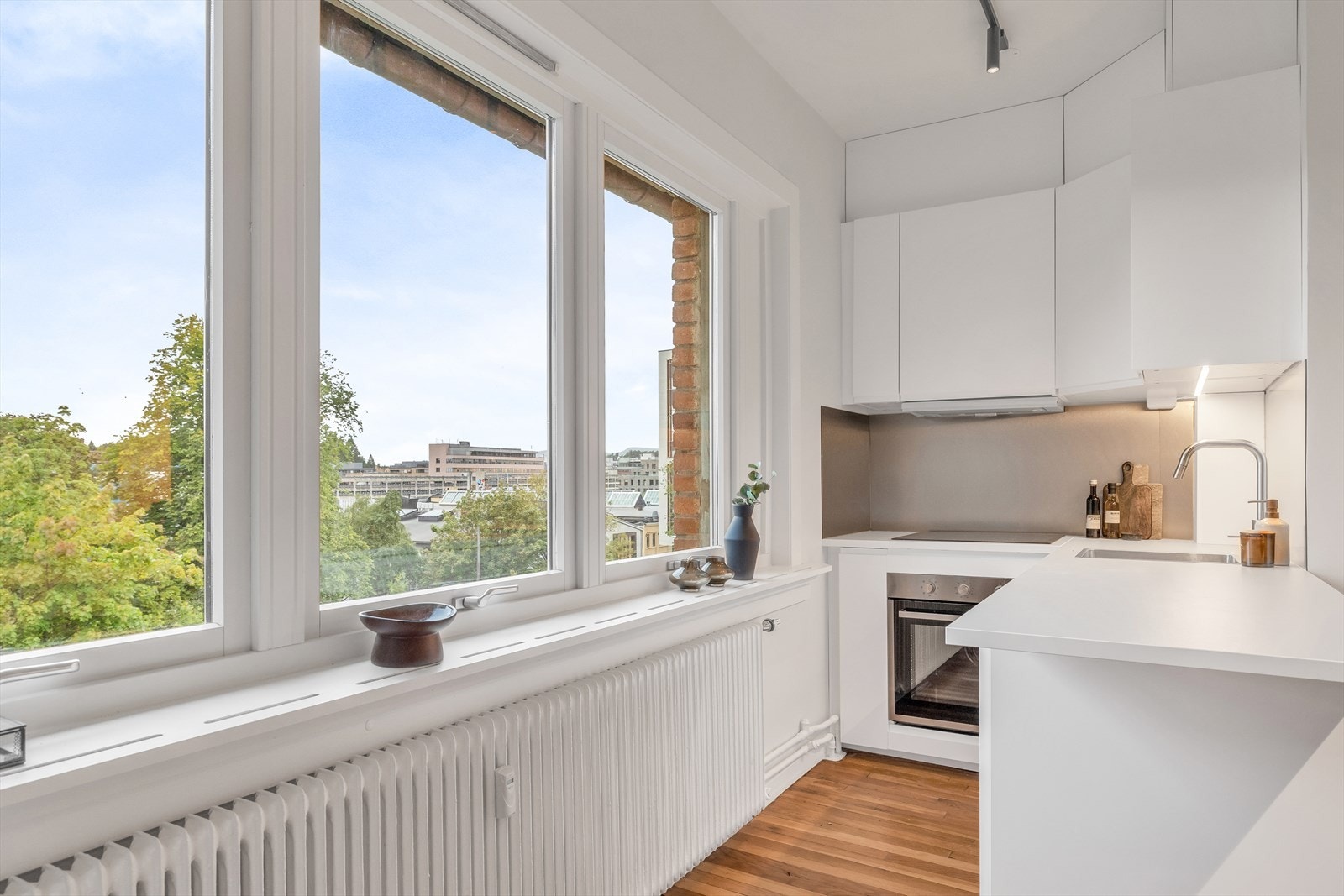 Stor vindusflate Galleribilde
