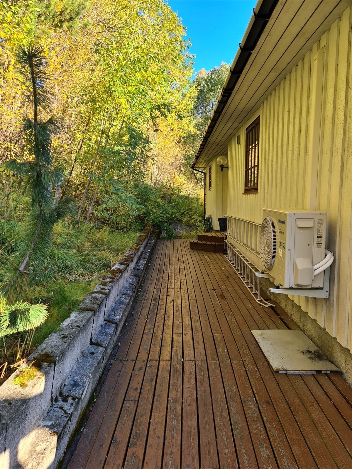 Inngang hovedetasjen fra terrasse på baksiden- Bilde privat Galleribilde