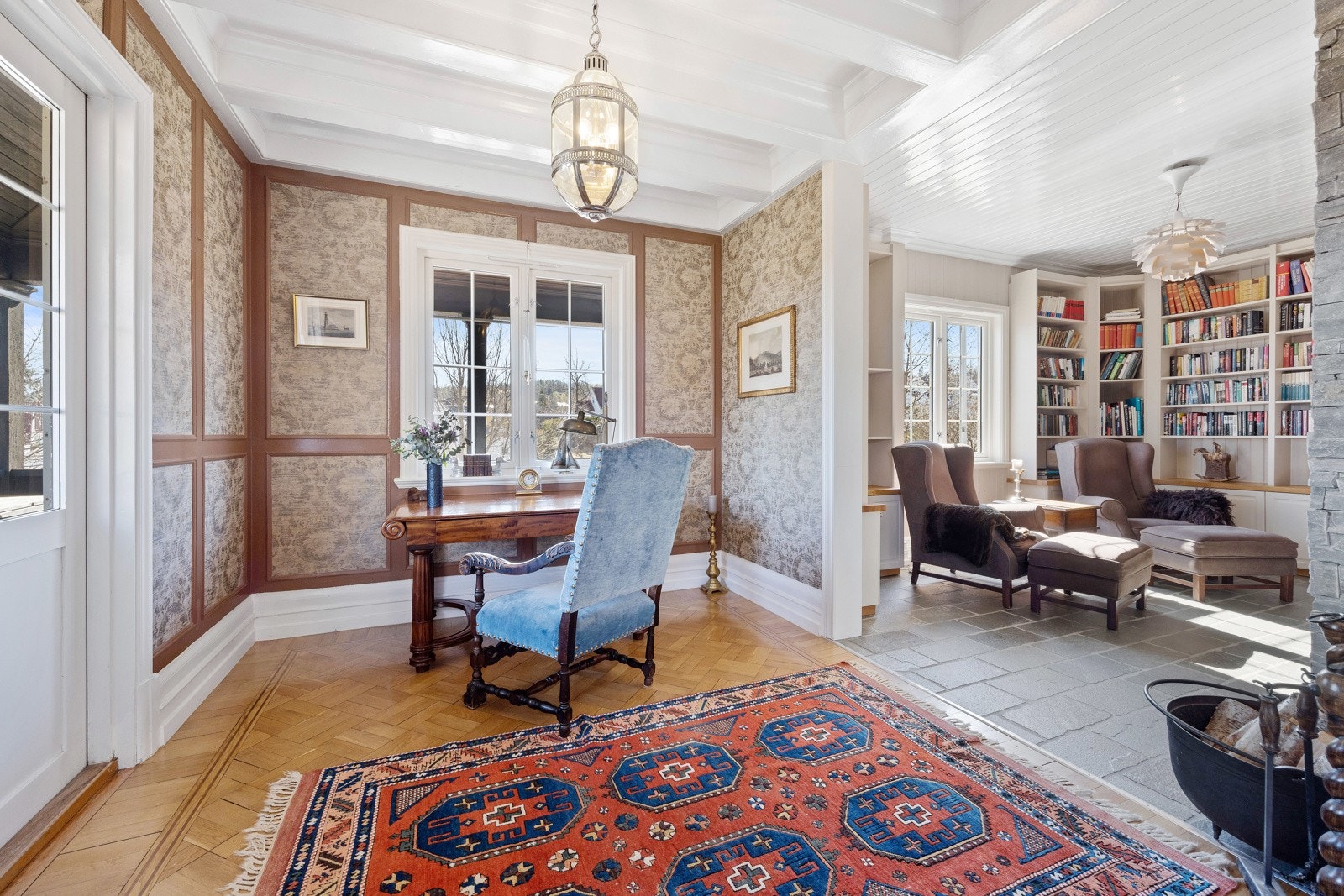 Hjemmekontor eller lesepult, mulighetene er mange. Galleribilde