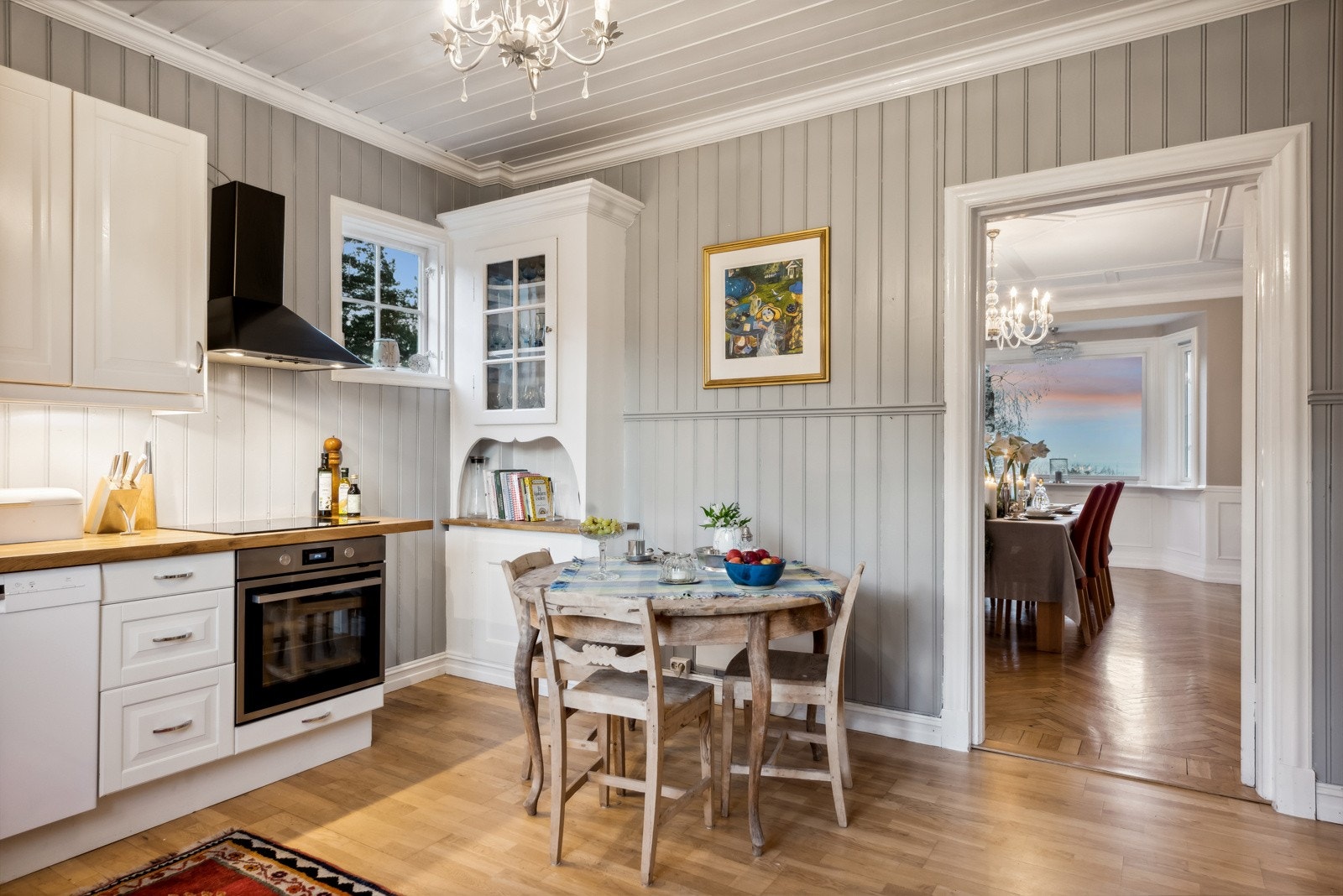 Her er det plass til å spise en koselig frokost. Galleribilde