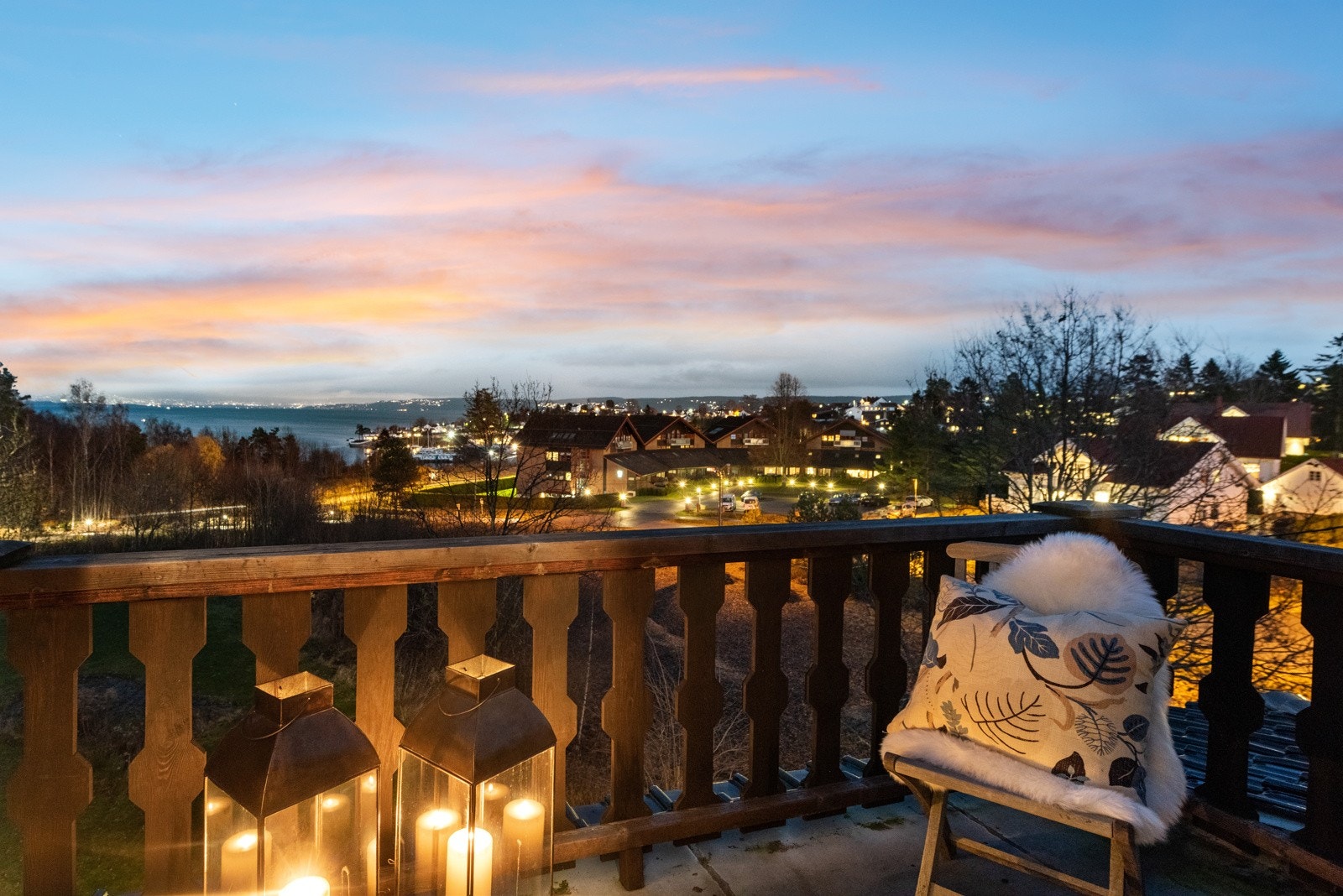 Nyt en kaffekopp her med din kjære. Galleribilde