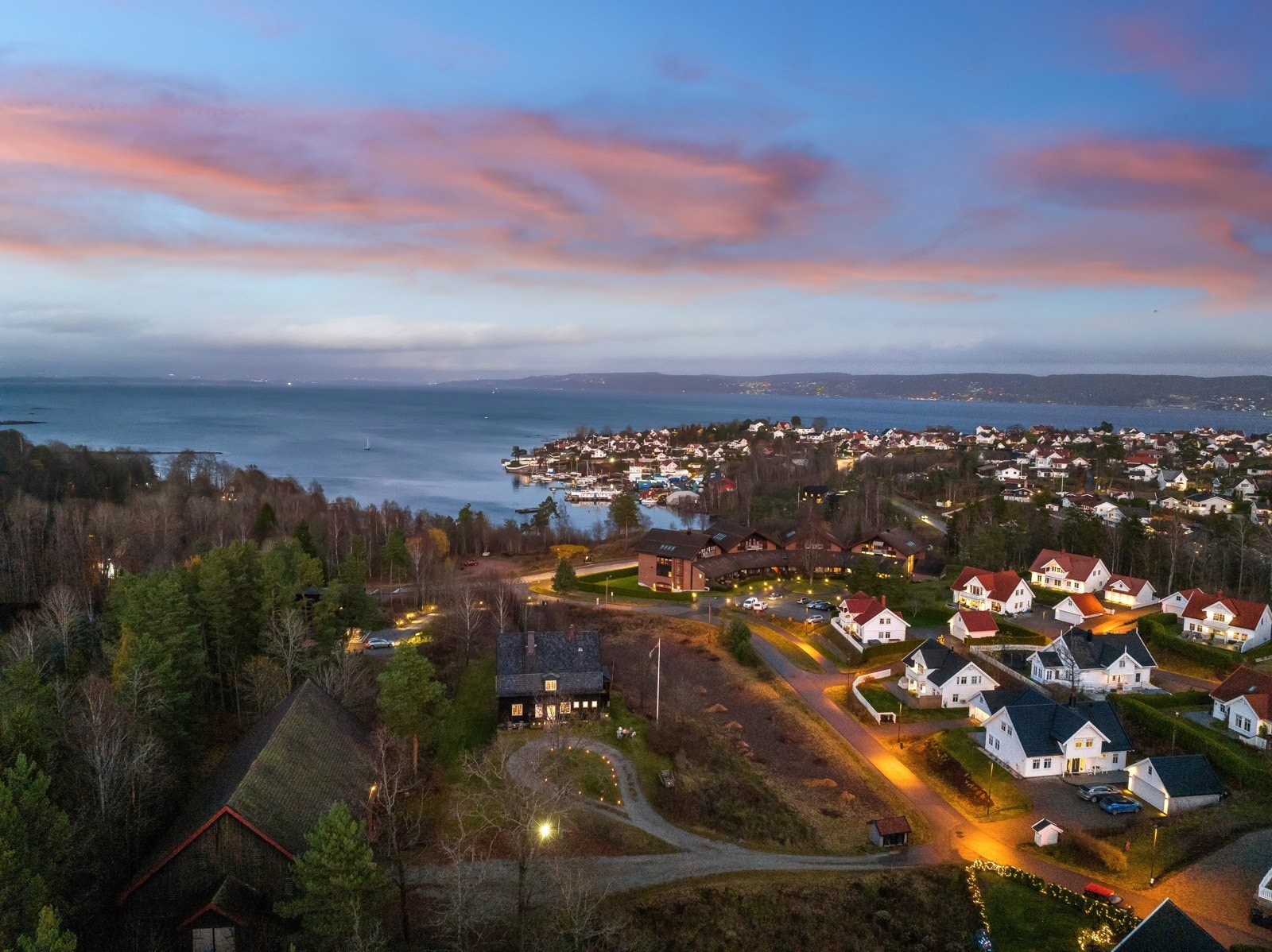 Velkommen til Baarsrudveien 1B - Til salgs ved Fredrik von Krogh, Proaktiv Eiendomsmegling Galleribilde