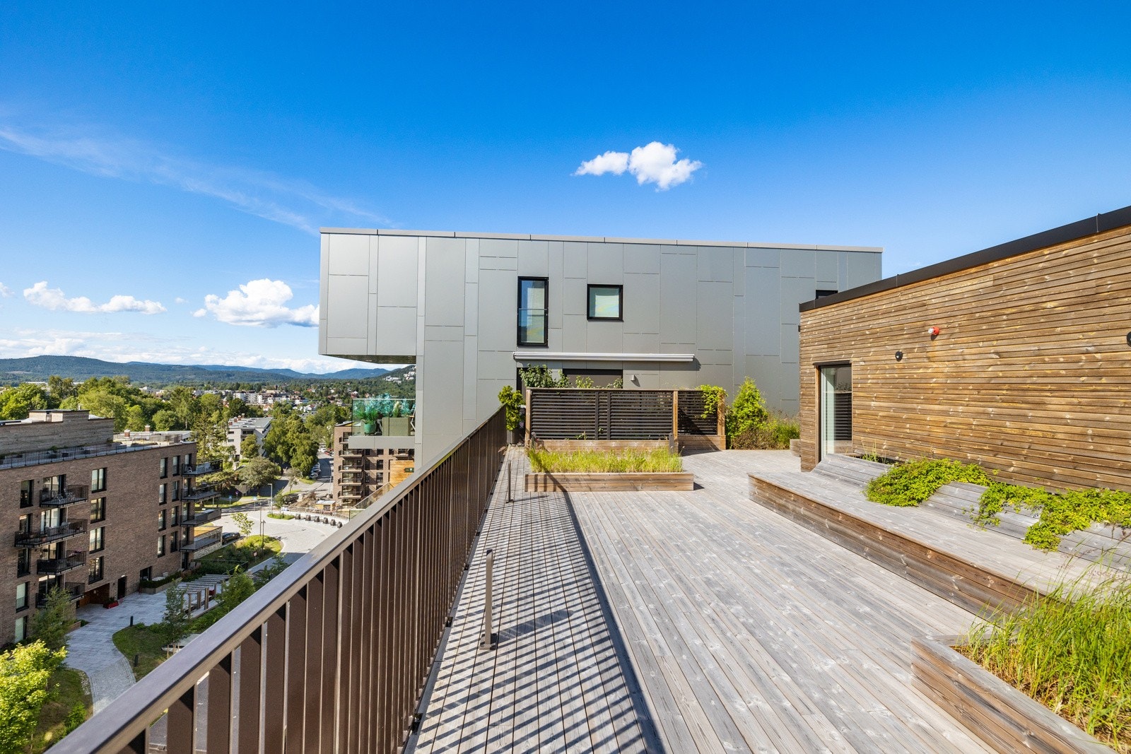 Sameiet har en stor og fin takterrasse til glede for beboerne! Galleribilde