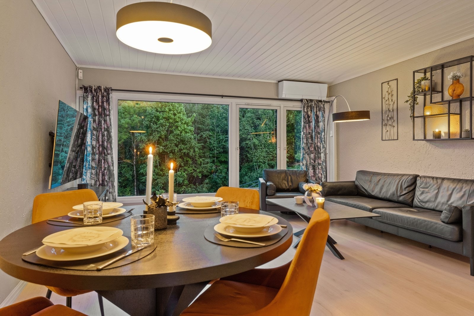 Familievennlig og gjennomgående rekkehus med god beliggenhet Galleribilde