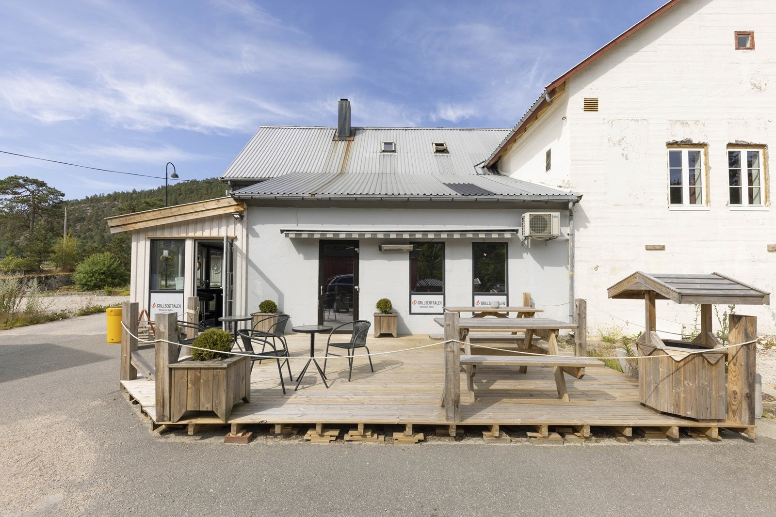 Uteplass til gatekjøkkenet Galleribilde