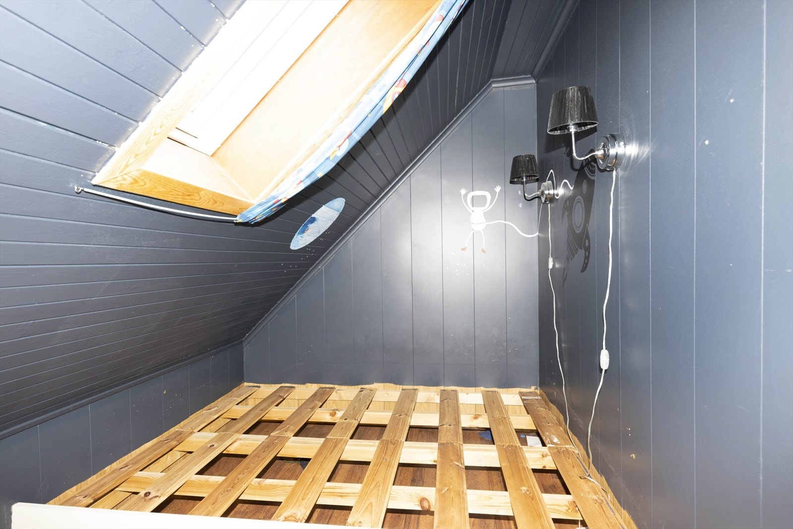Soverom i lofts etg. Galleribilde