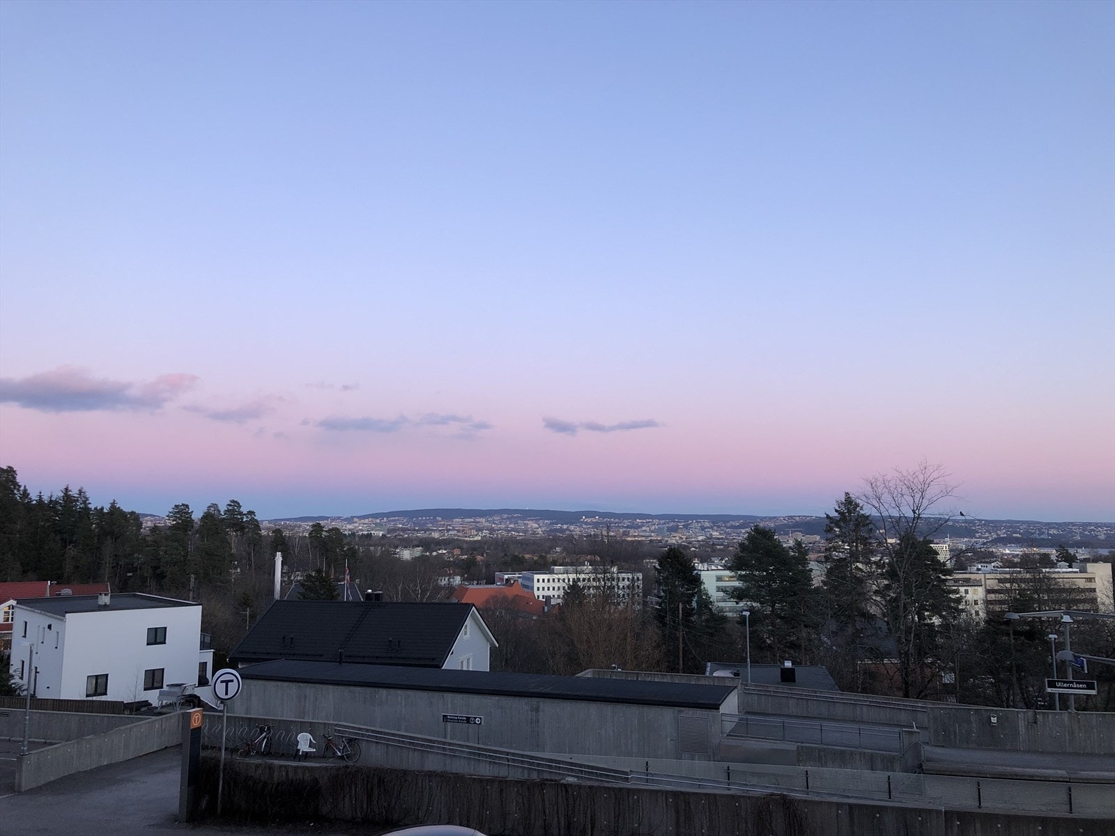 Selgers eget bilde - Skumring. Galleribilde