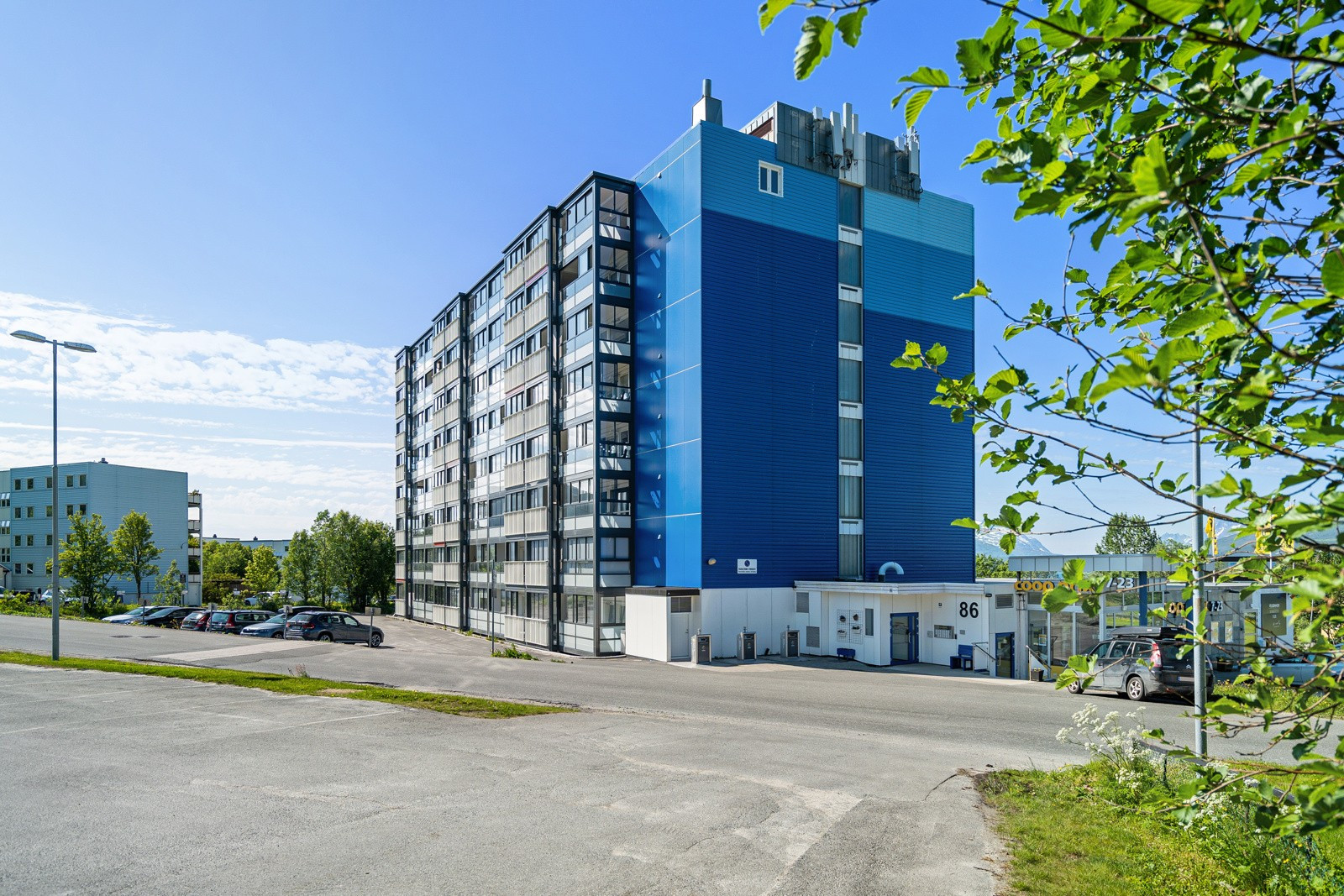 I bygget har du dagligvarebutikken Coop Prix.