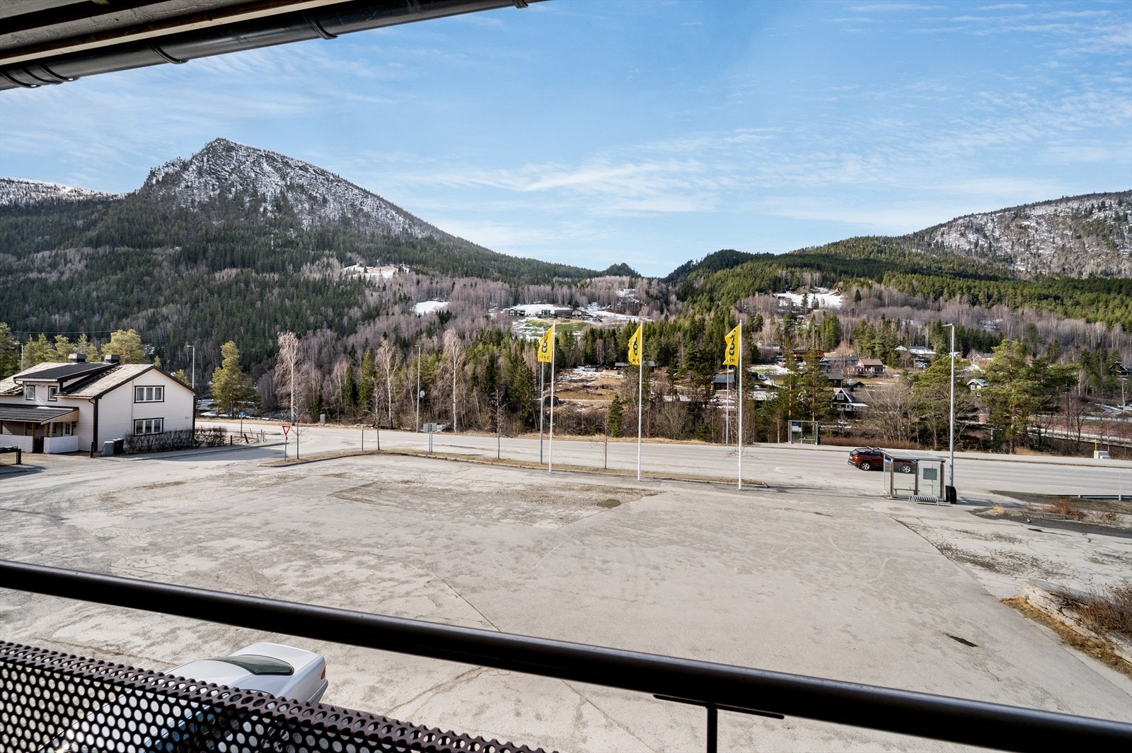Utsikt fra terrassen. Galleribilde