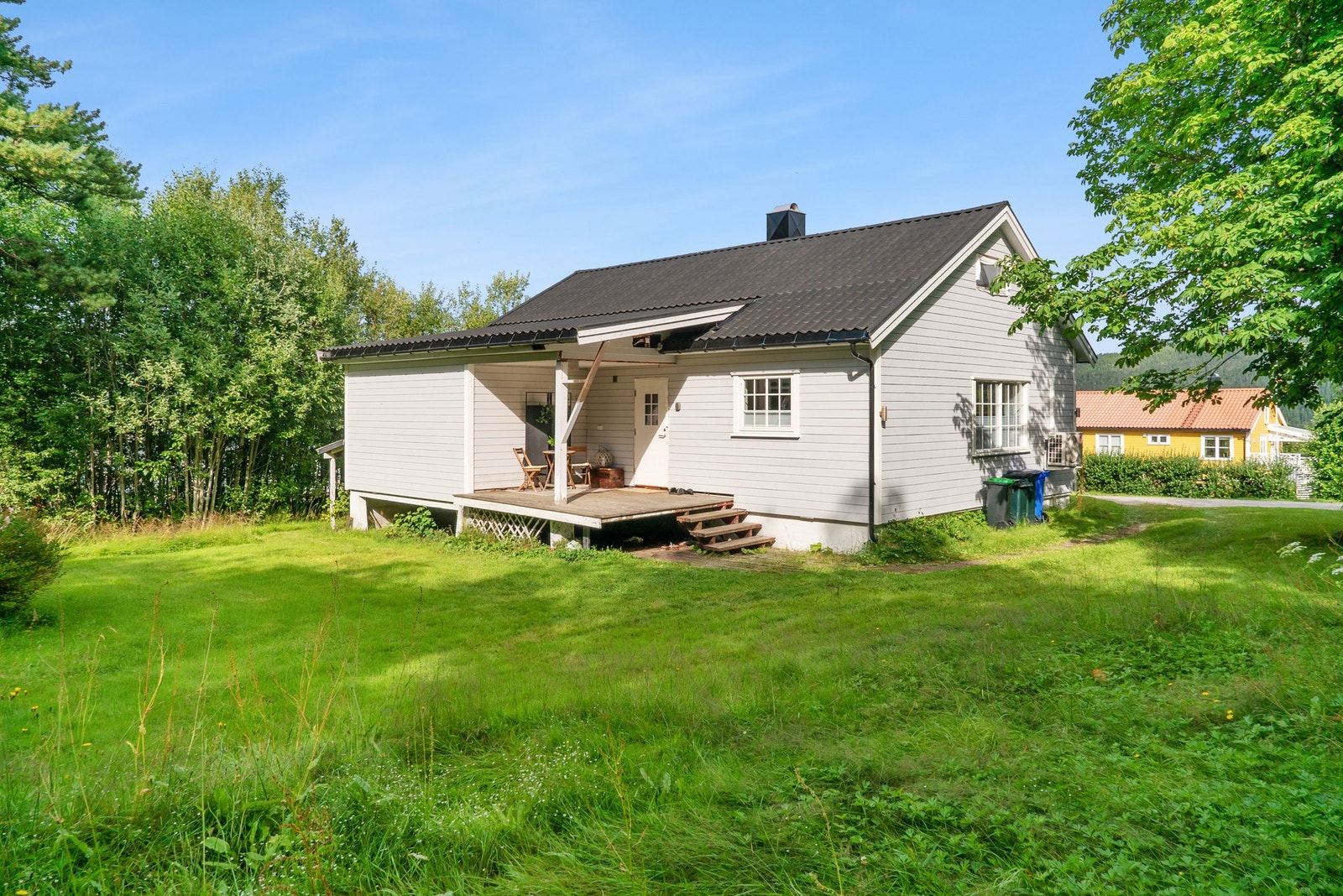 Eiendomsmegler 1 har gleden av å presentere Juvikvegen 12! Foto: EFKT. Galleribilde