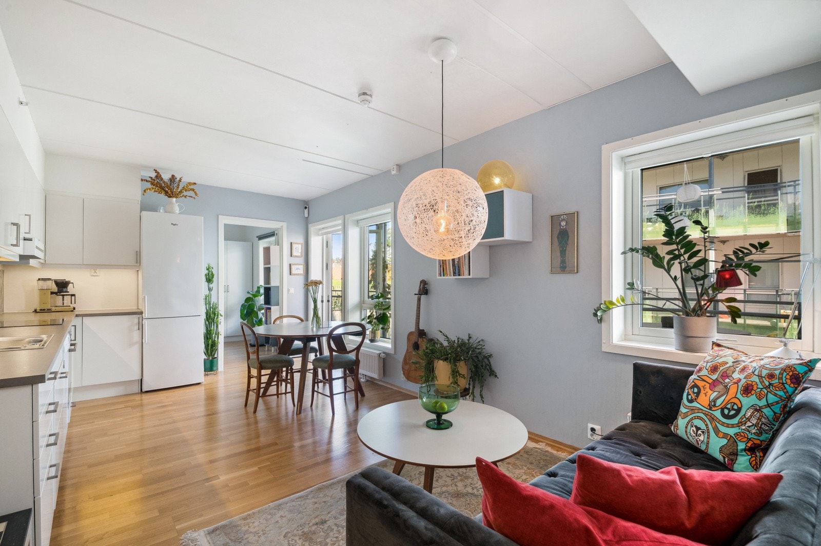 Boligen har vannbåren varme via radiatorer Galleribilde