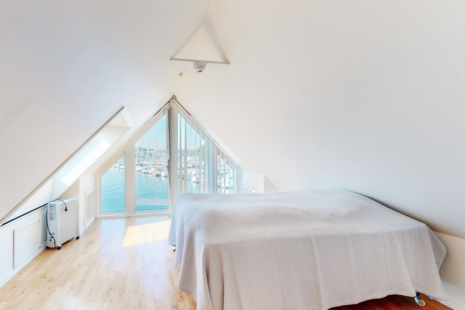 Soverom 1 - Bedroom 1. Galleribilde