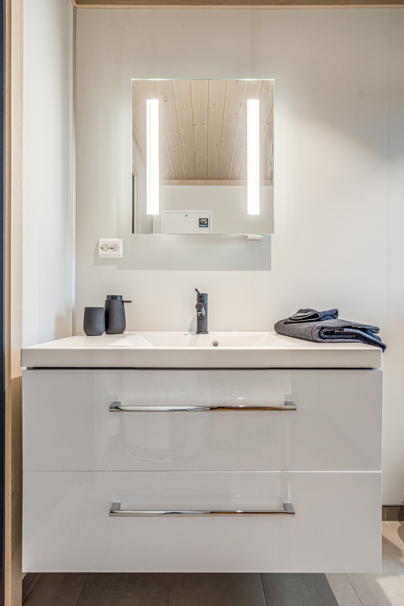 Flott baderomsinnredning Galleribilde