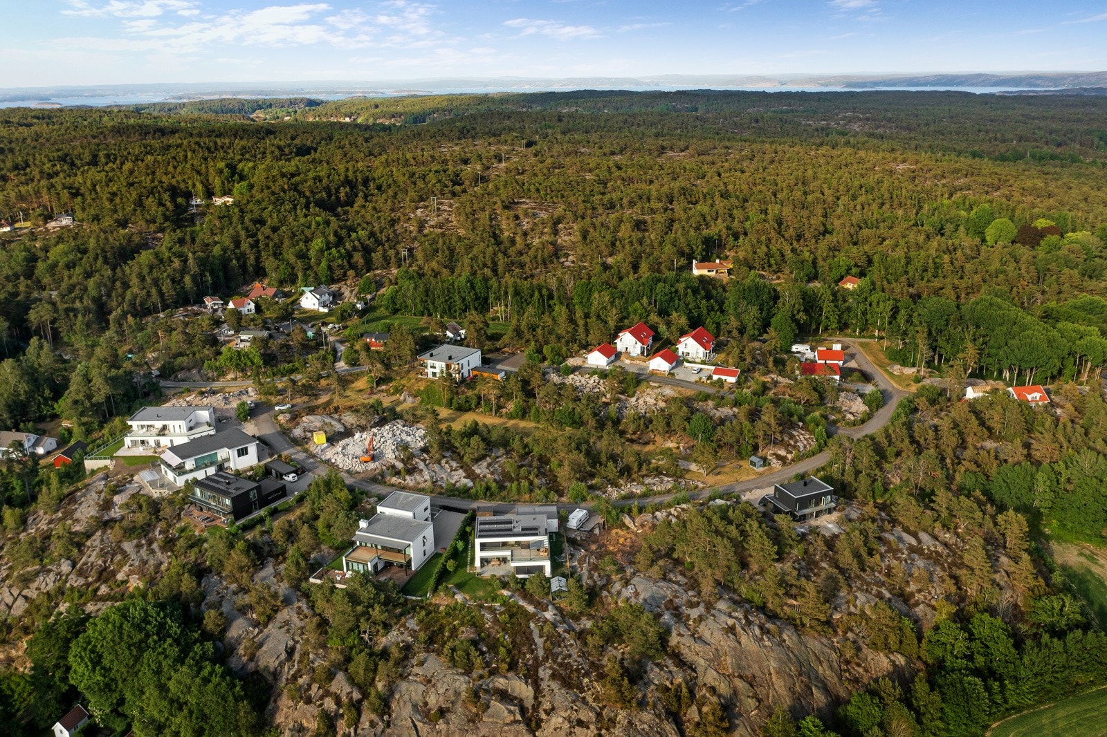 Det nye feltet har tatt form og mange har alt ferdigstilt hus og flyttet inn! Galleribilde