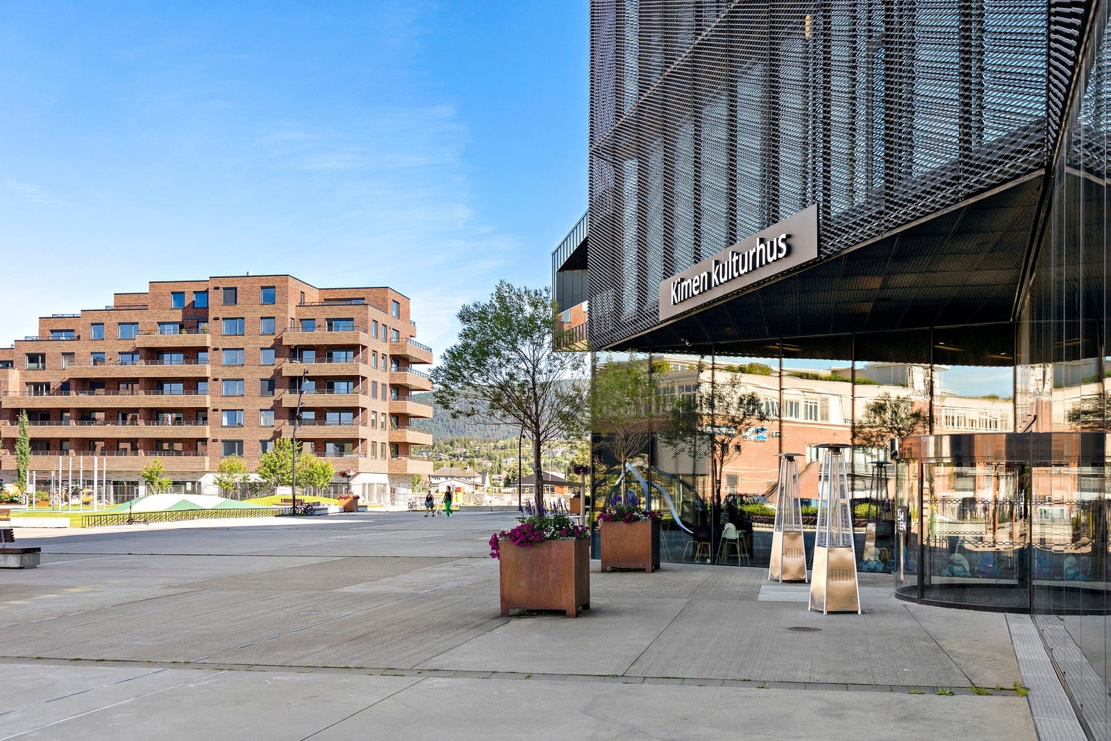 Fra leiligheten kan man gå tørrskodd til både Kimen og Torgkvartalet. Galleribilde