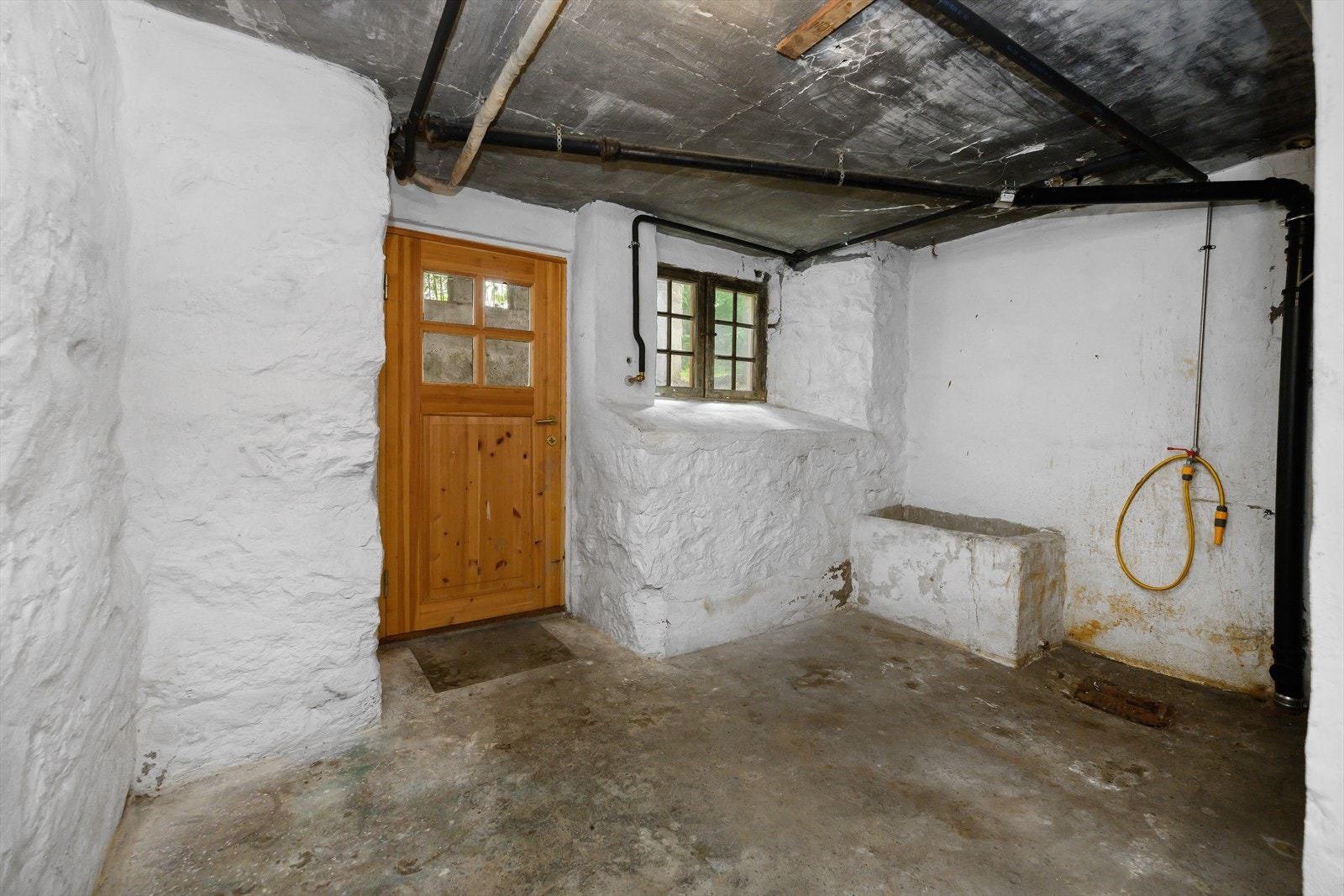 Bod i kjeller Galleribilde