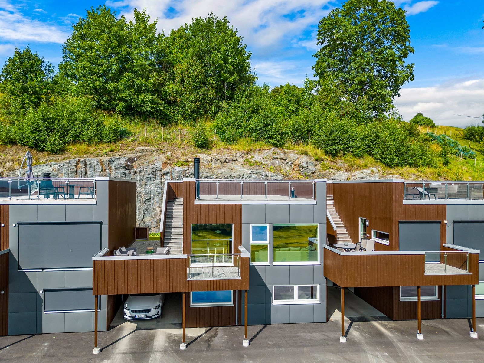 Byggeår så sent som i 2019 og følgelig en gjennomgående høy standard. Galleribilde