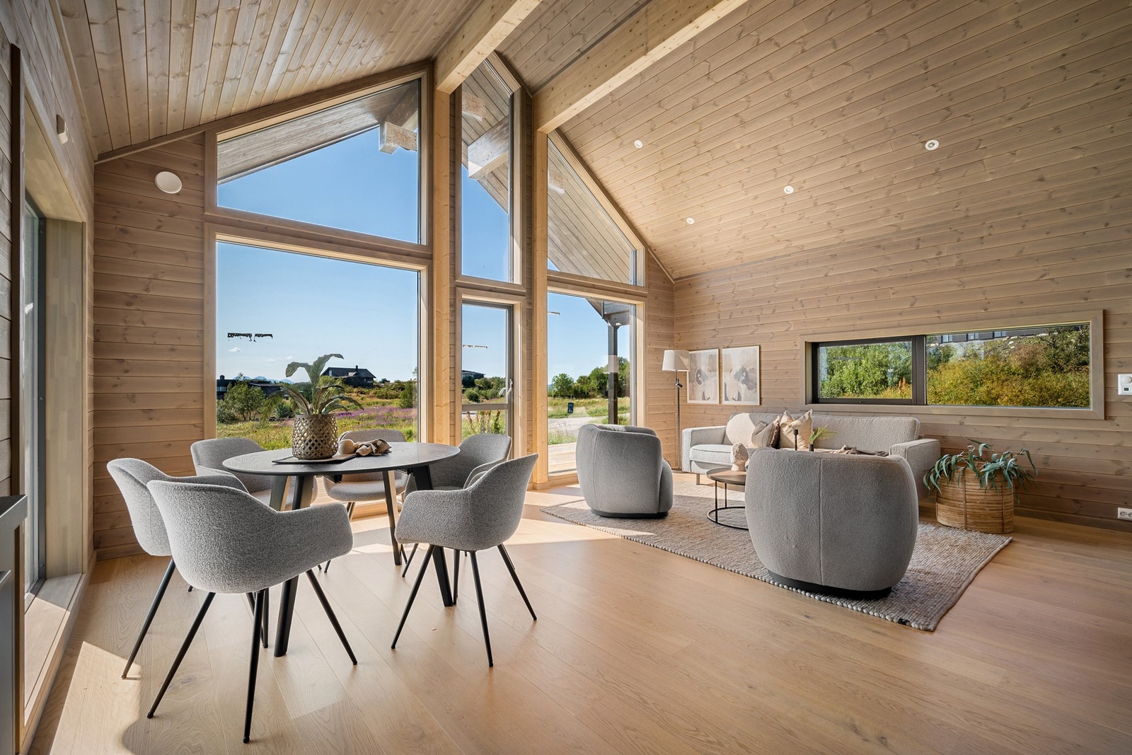 God plass til spisebord Galleribilde